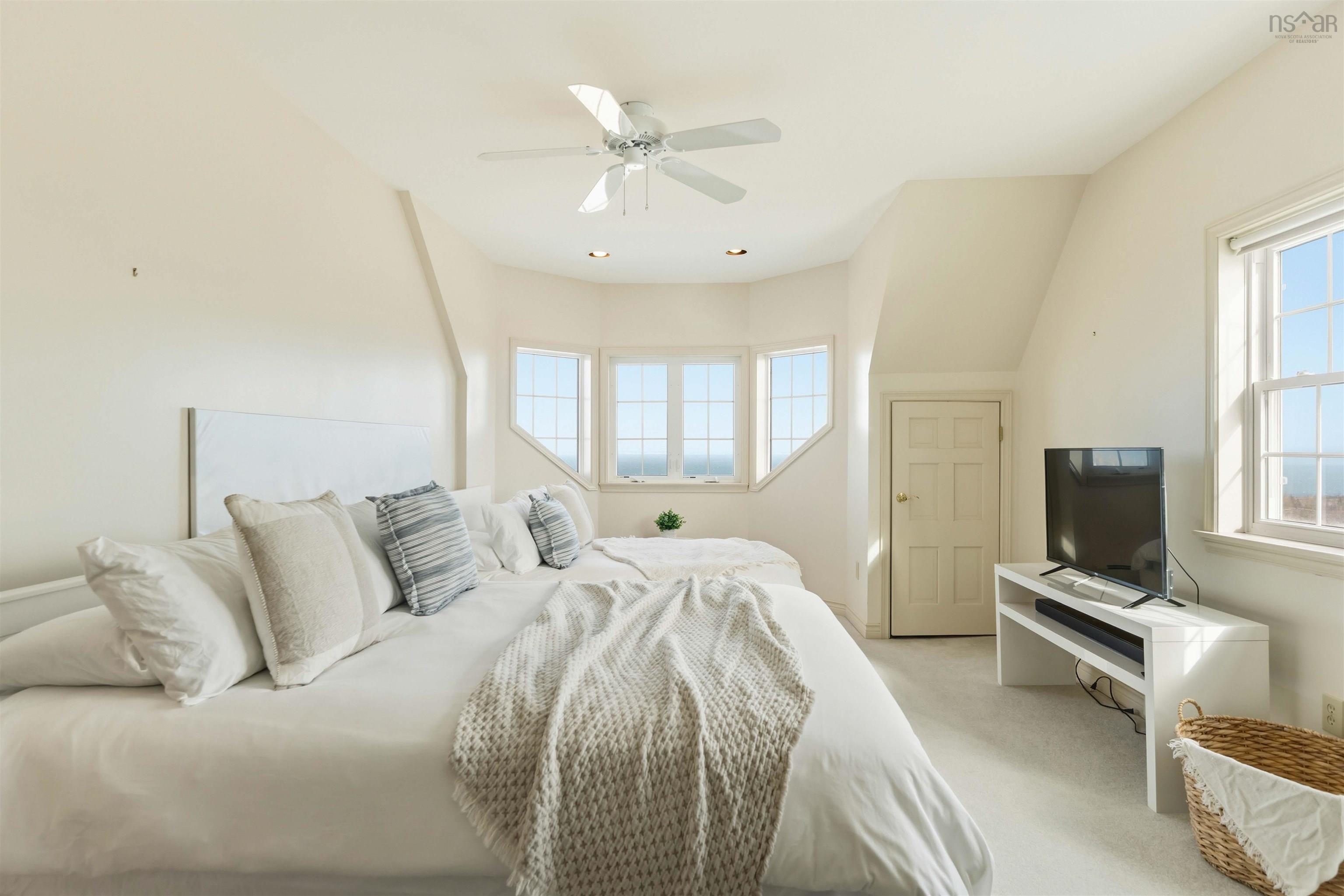 $580,000.00: 283 Port Lorne Road, Port Lorne