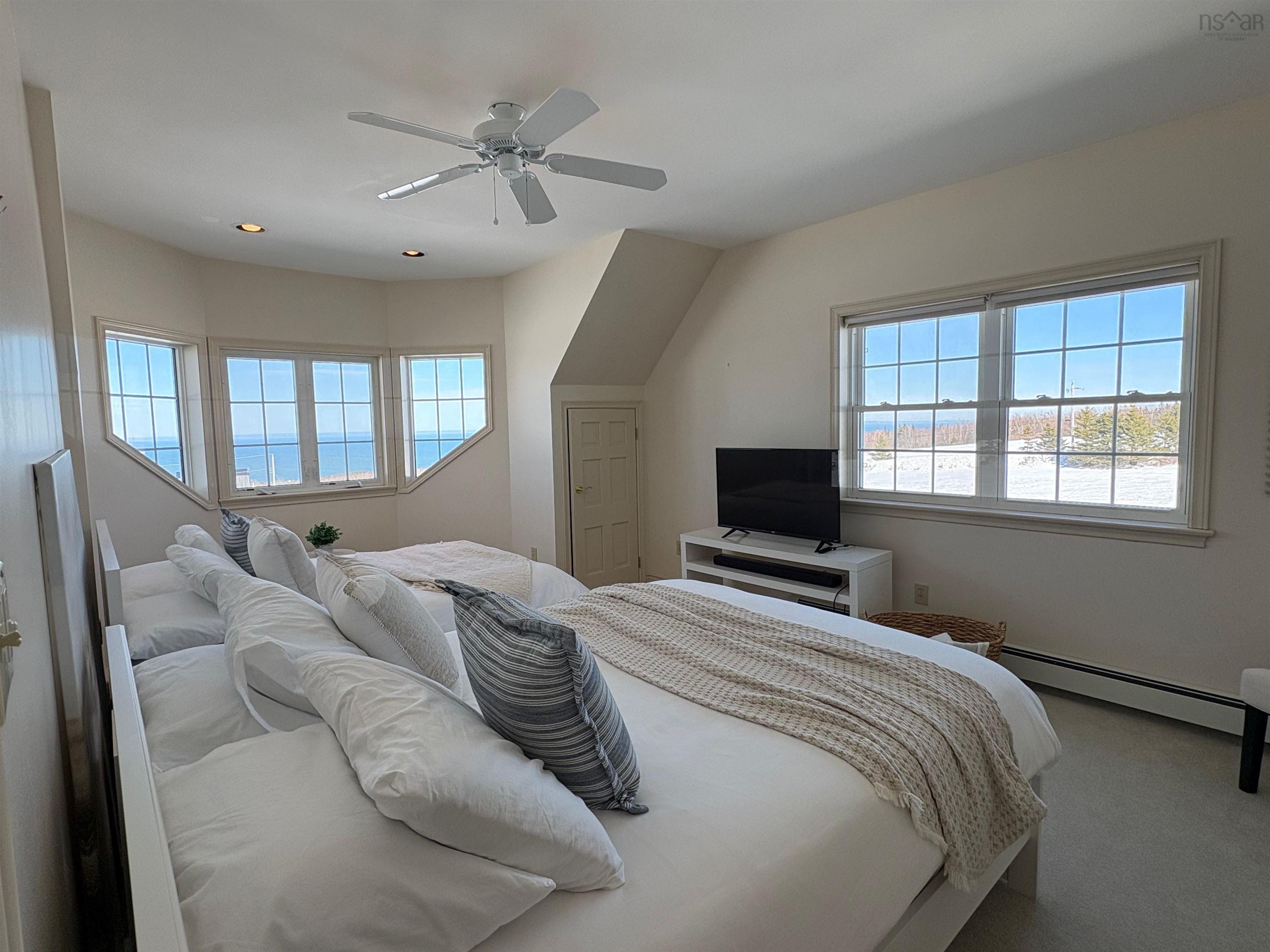 $580,000.00: 283 Port Lorne Road, Port Lorne