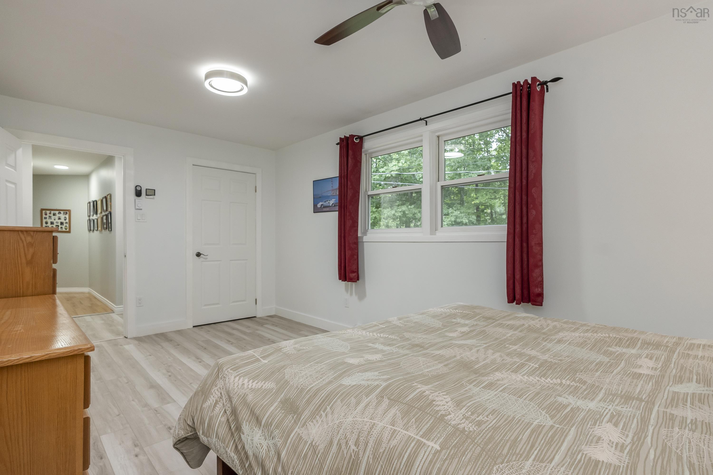 $549,900.00: 78 Birch Drive, Meadowvale