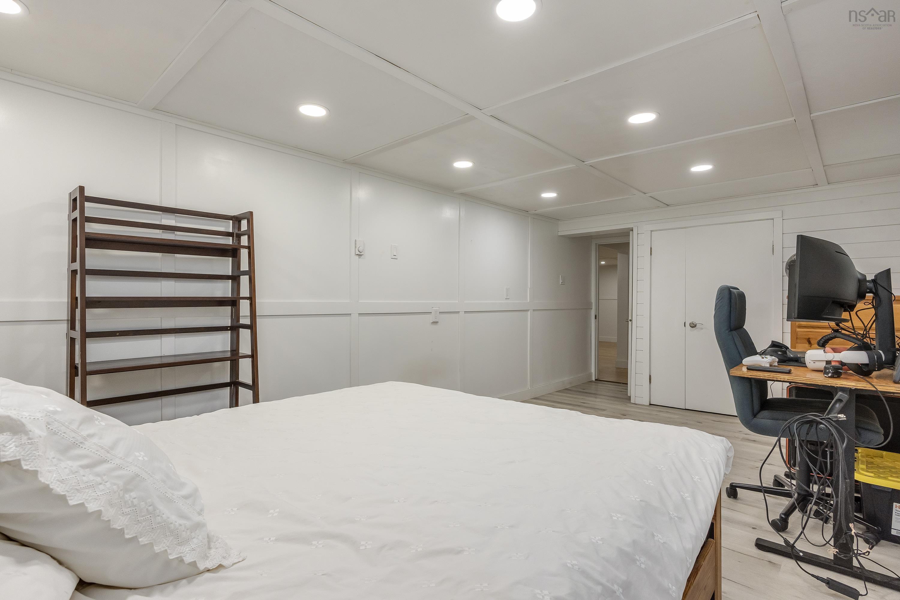 $549,900.00: 78 Birch Drive, Meadowvale