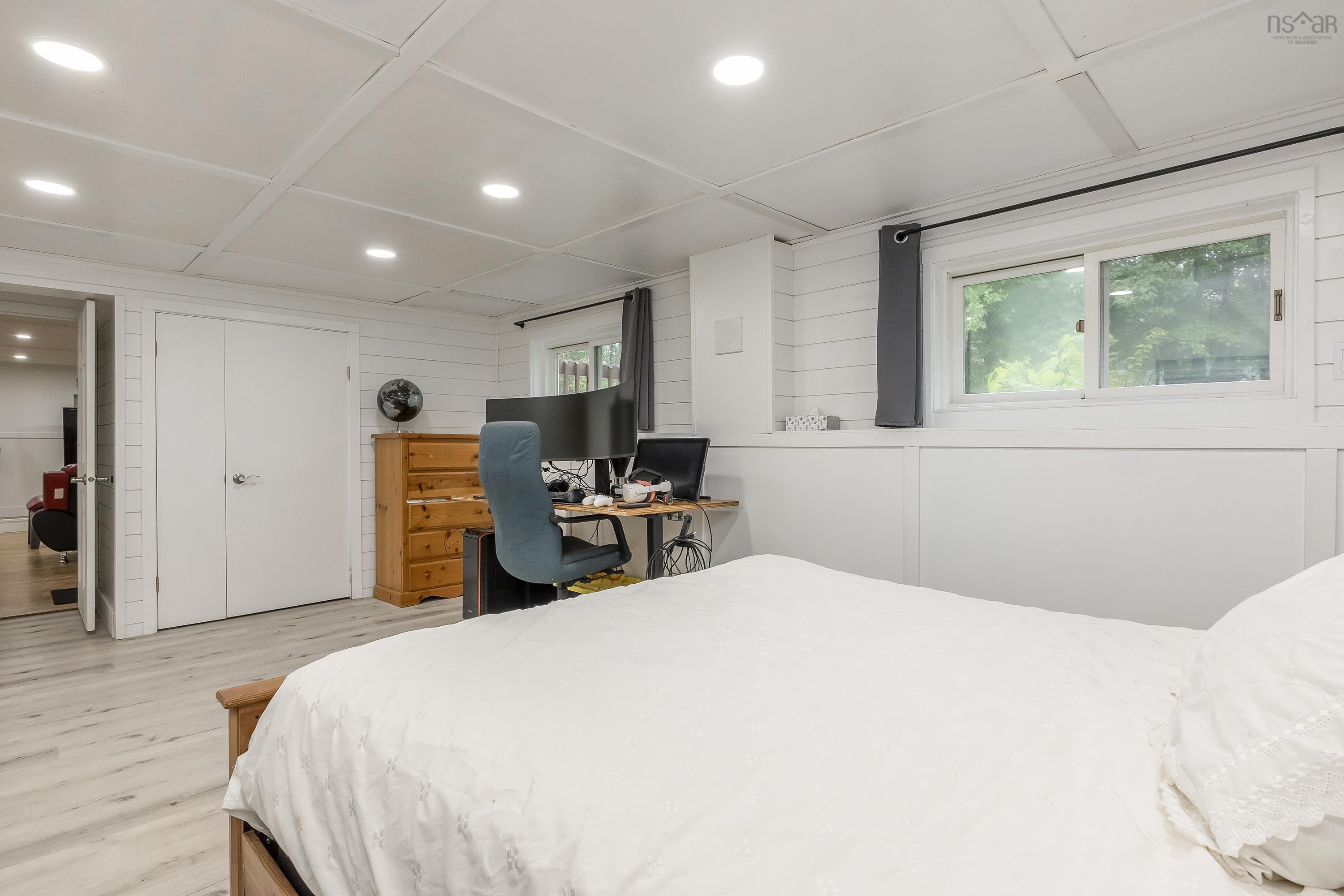 $549,900.00: 78 Birch Drive, Meadowvale