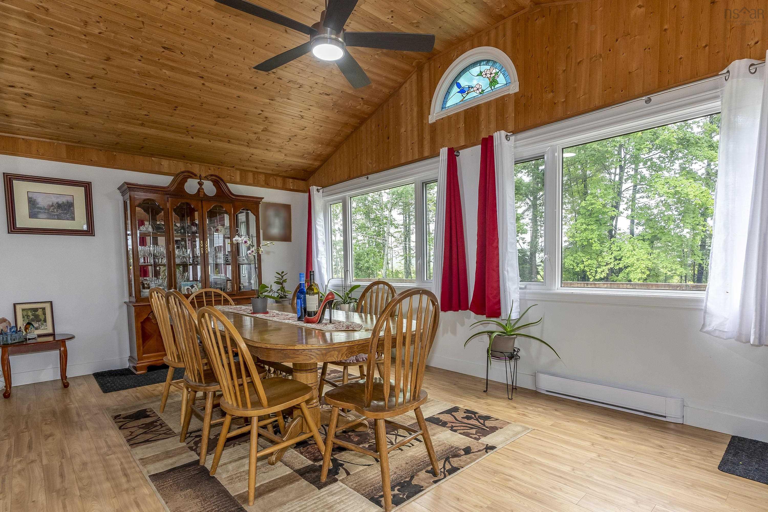 $549,900.00: 78 Birch Drive, Meadowvale