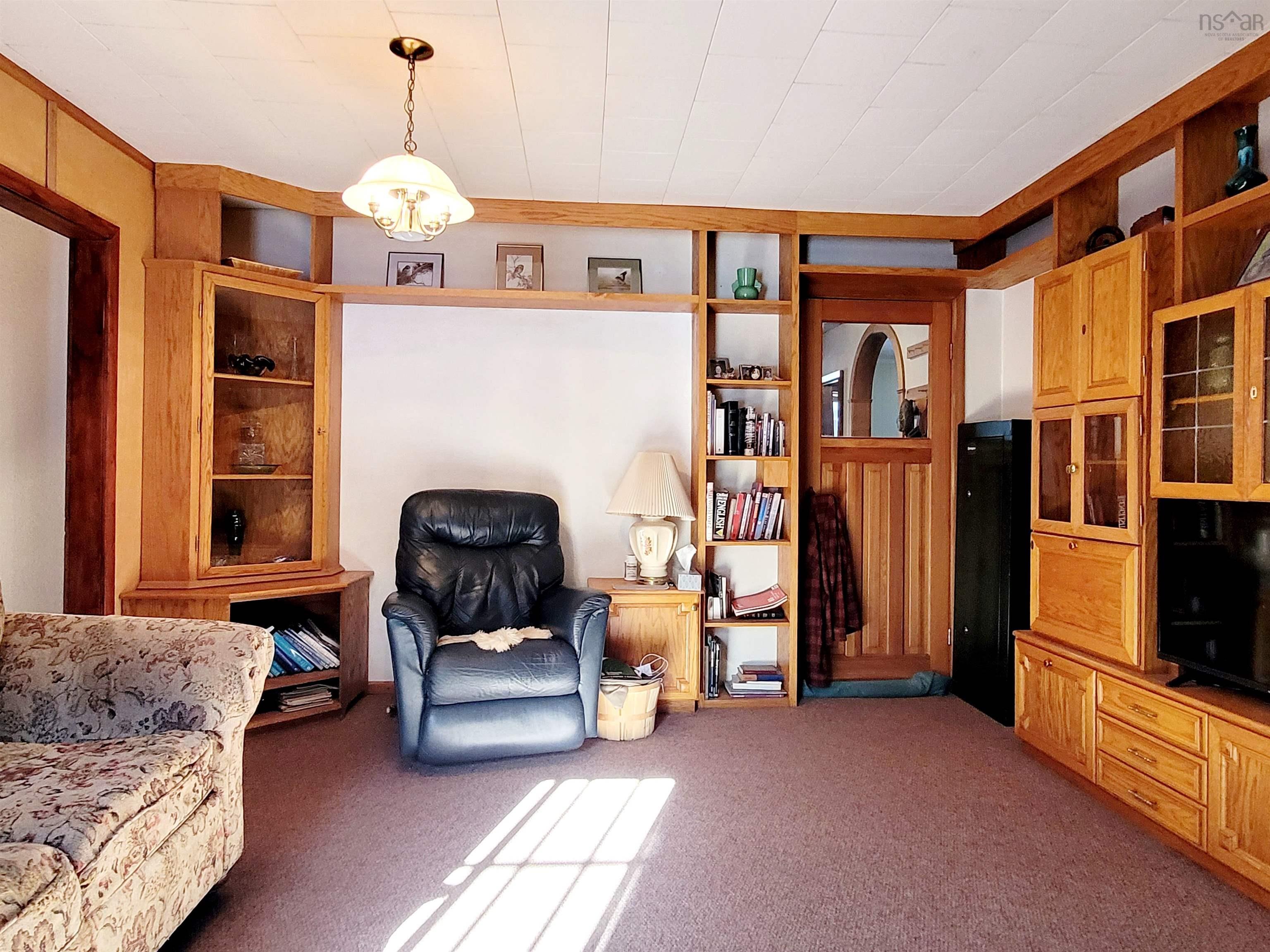 $275,000.00: 10 River Road, Port L