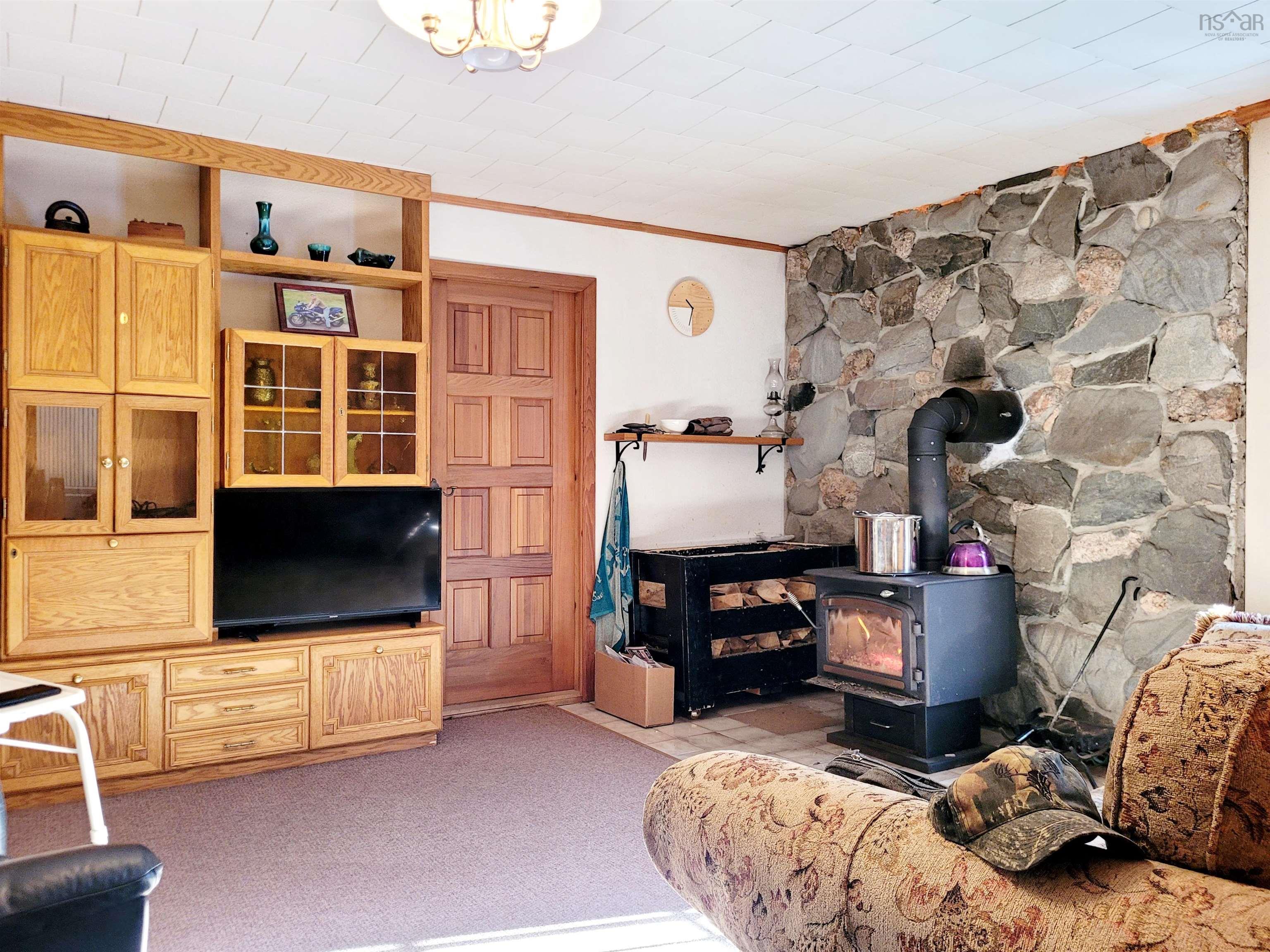 $275,000.00: 10 River Road, Port L