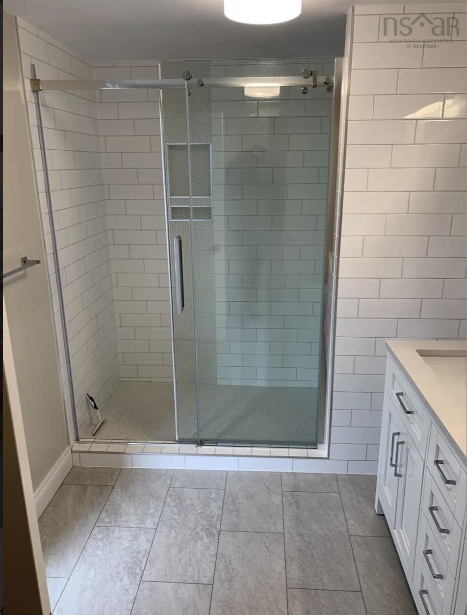 $569,000.00: 1002 1465 Brenton Street, Halifax