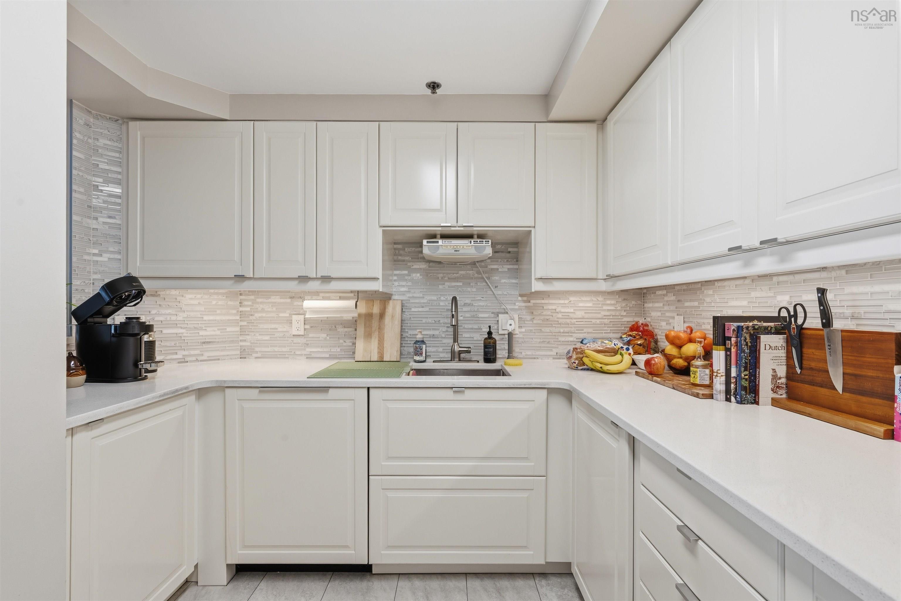 1002 1465 Brenton Street, Halifax, NS (MLS 202604783)