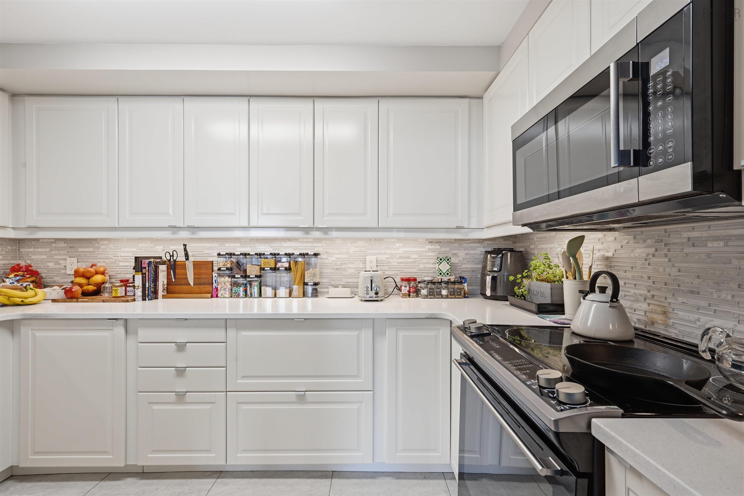 1002 1465 Brenton Street, Halifax, NS (MLS 202604783)