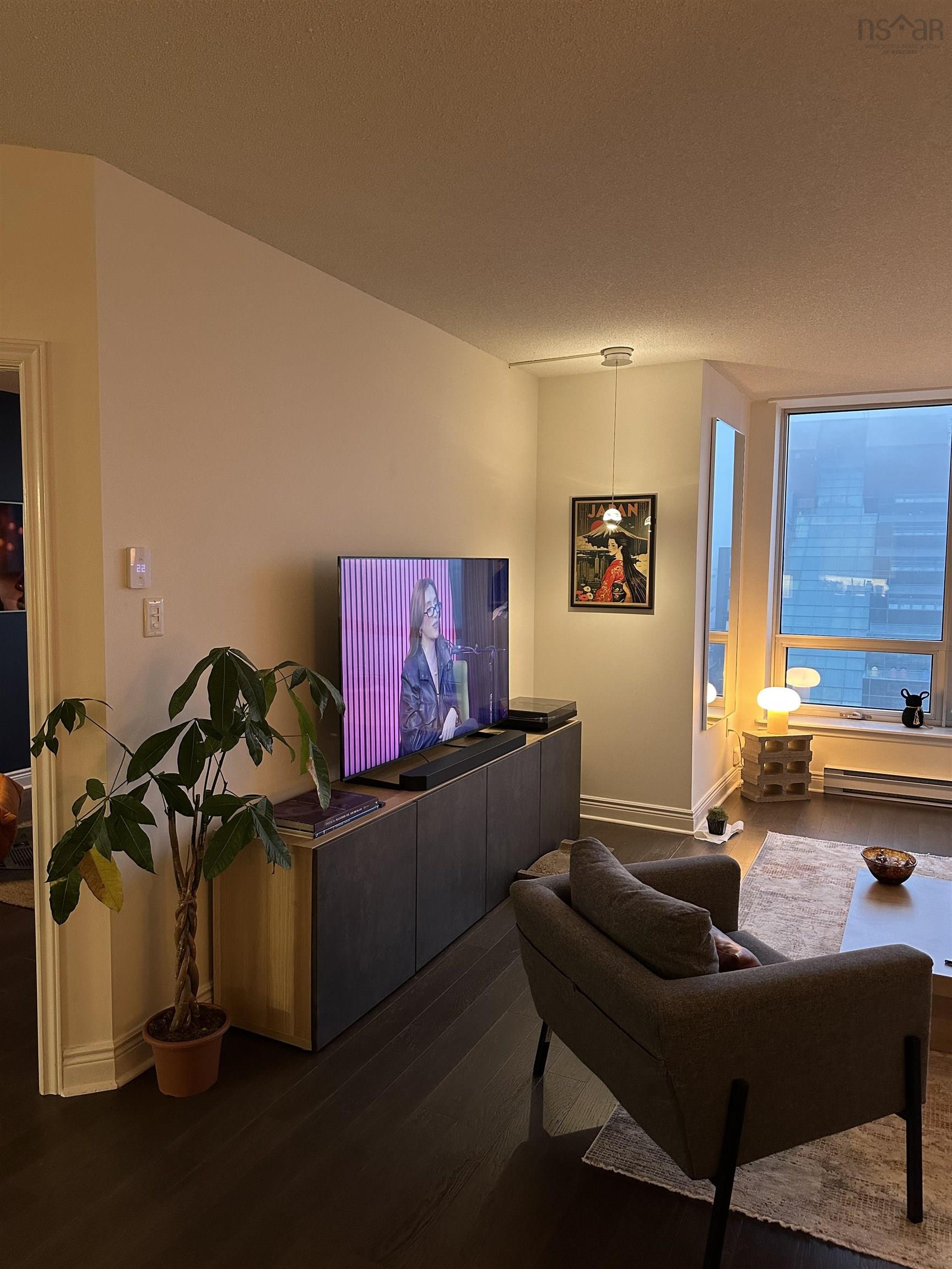 $569,000.00: 1002 1465 Brenton Street, Halifax