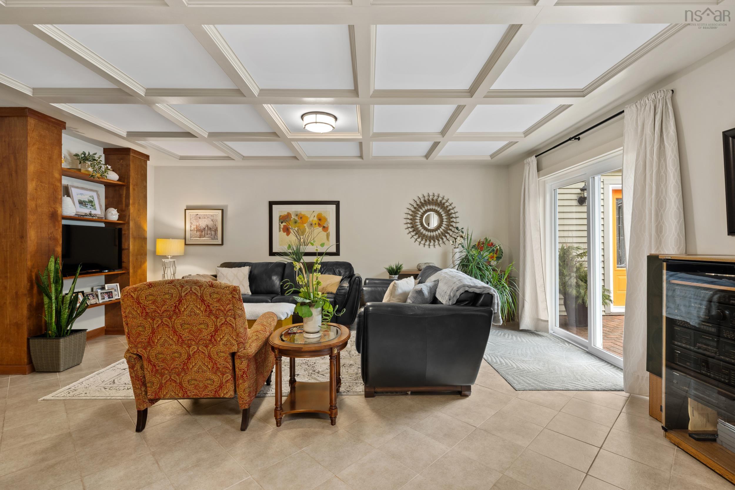 $1,099,000.00: 532 Oakland Road, Indian Point