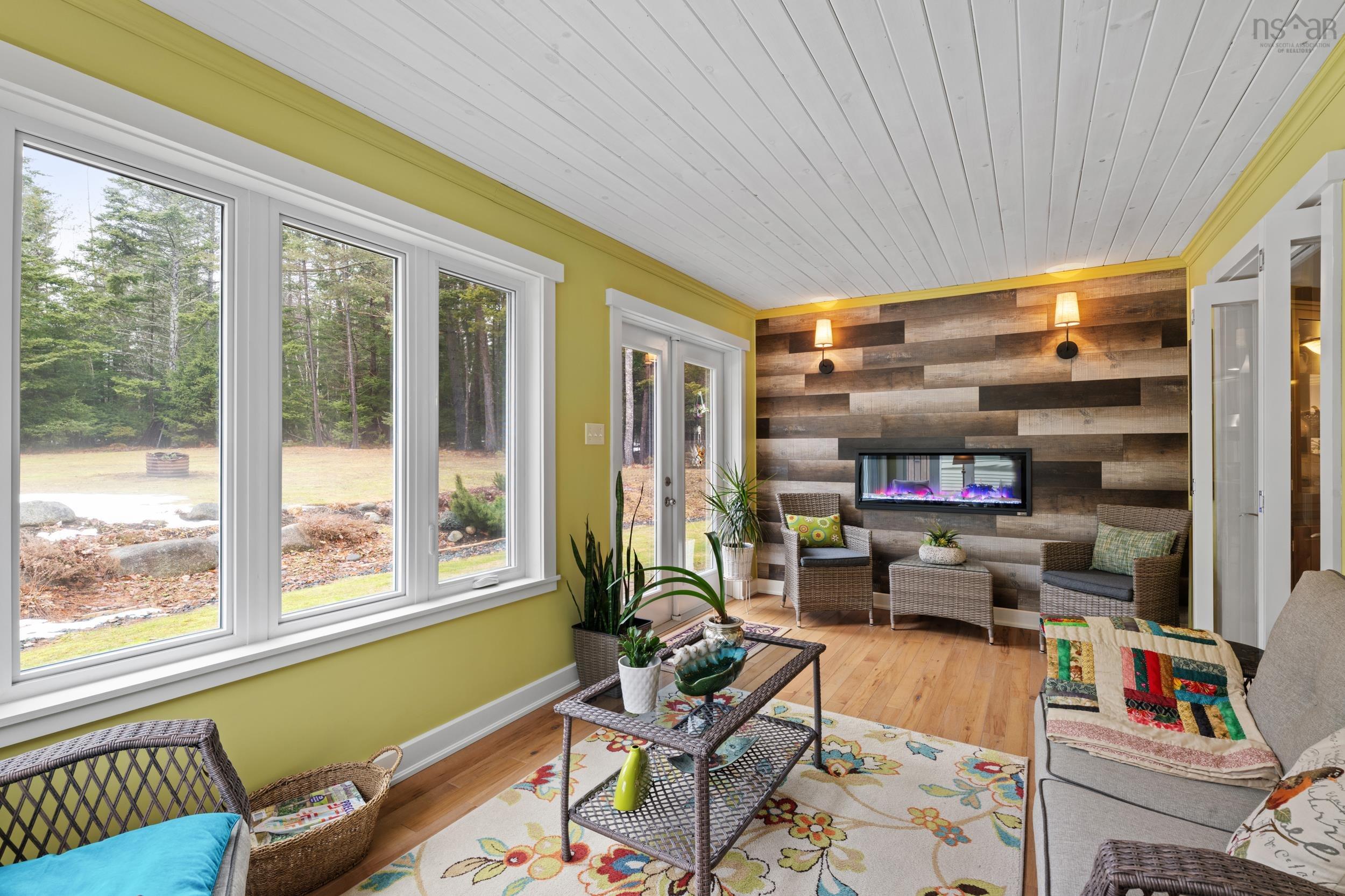 $1,099,000.00: 532 Oakland Road, Indian Point