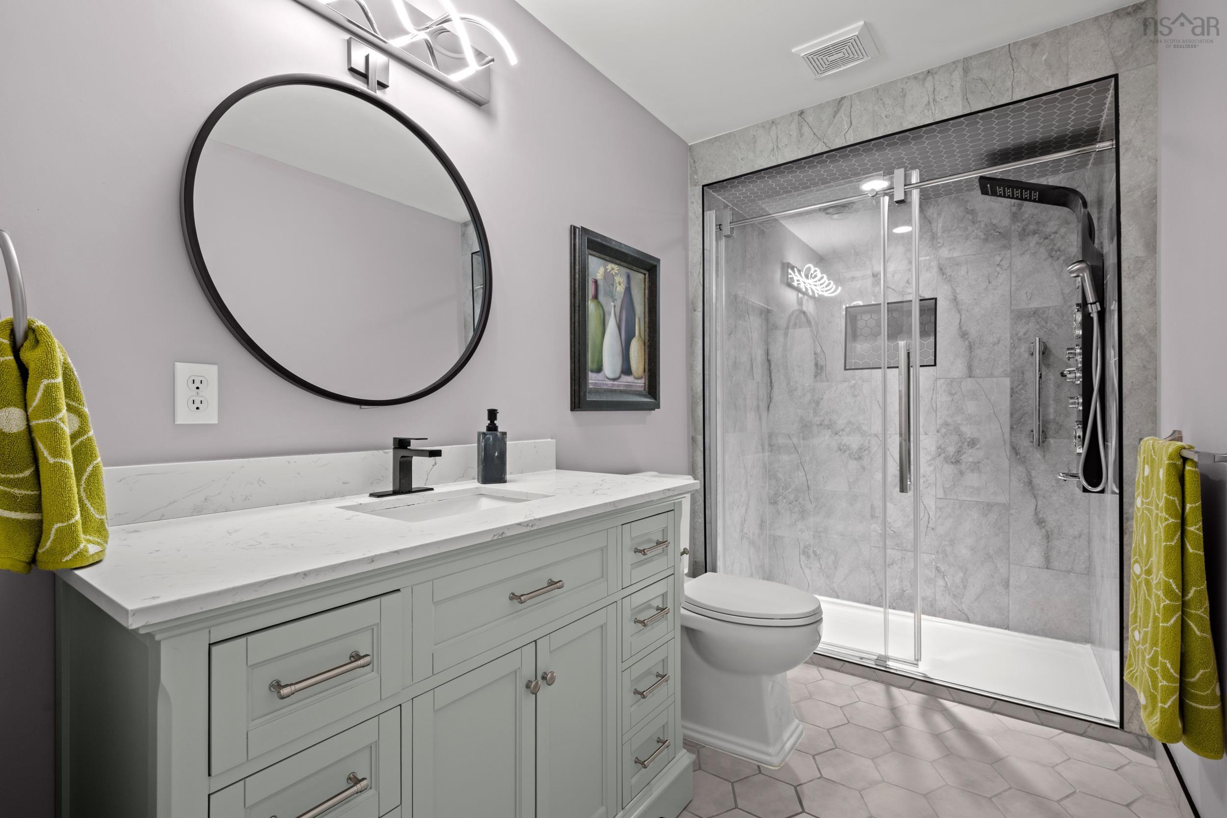 $1,099,000.00: 532 Oakland Road, Indian Point