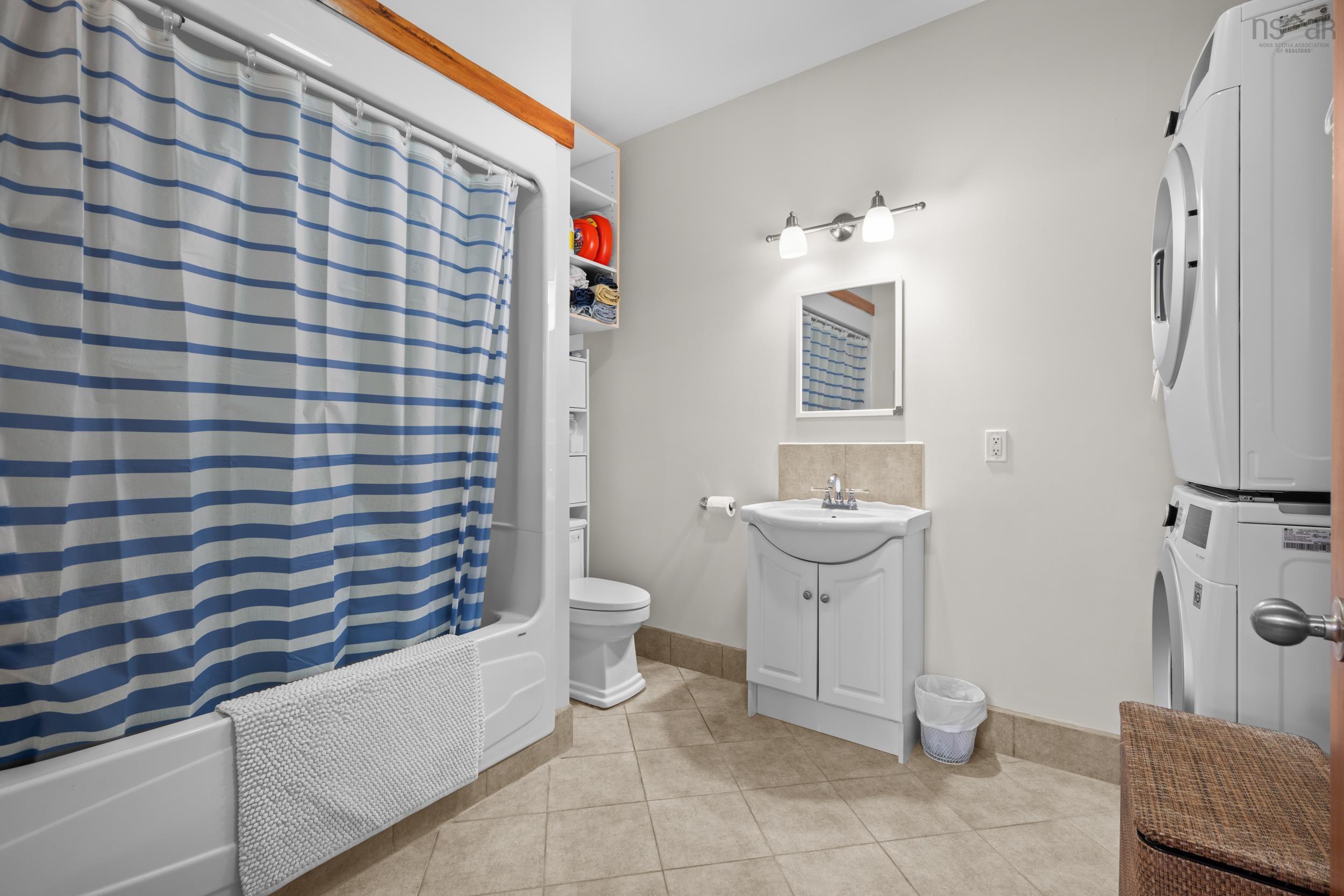 $1,099,000.00: 532 Oakland Road, Indian Point