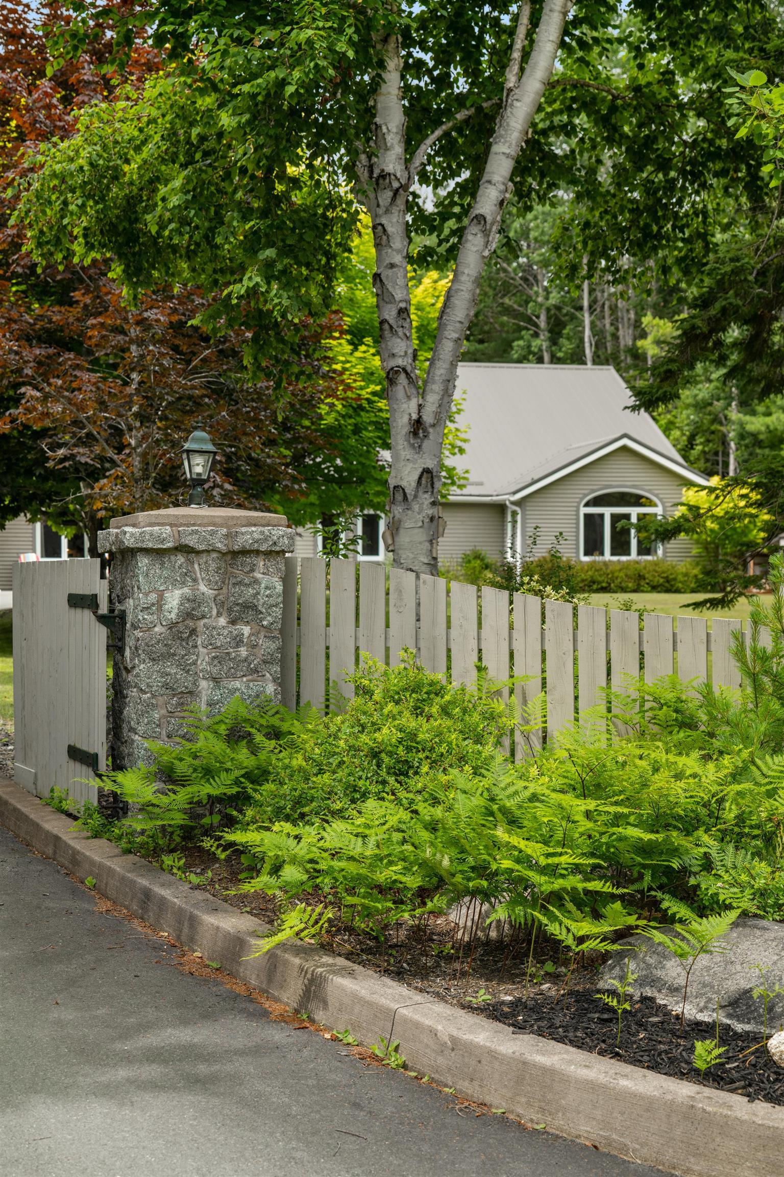 $1,099,000.00: 532 Oakland Road, Indian Point