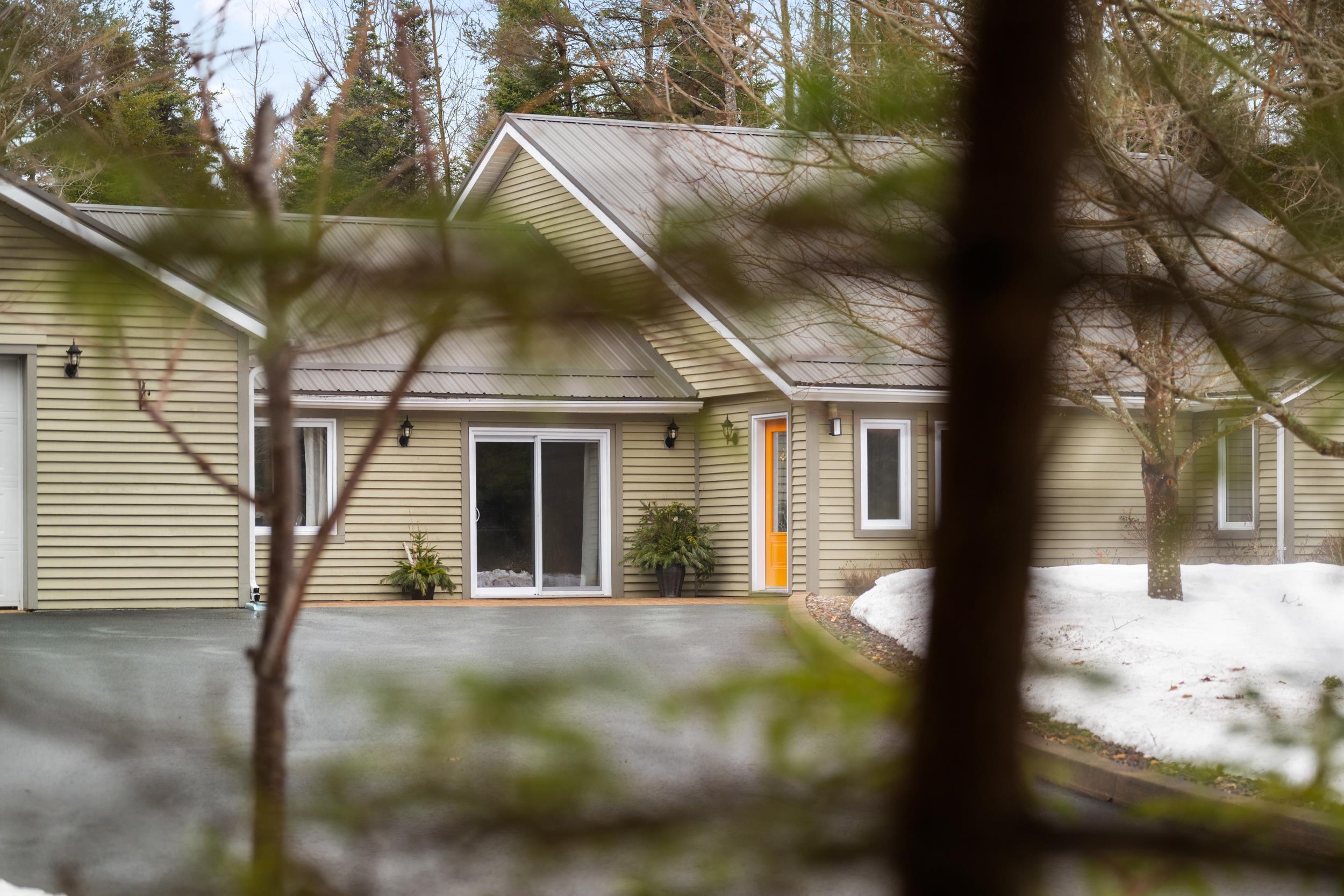 $1,099,000.00: 532 Oakland Road, Indian Point