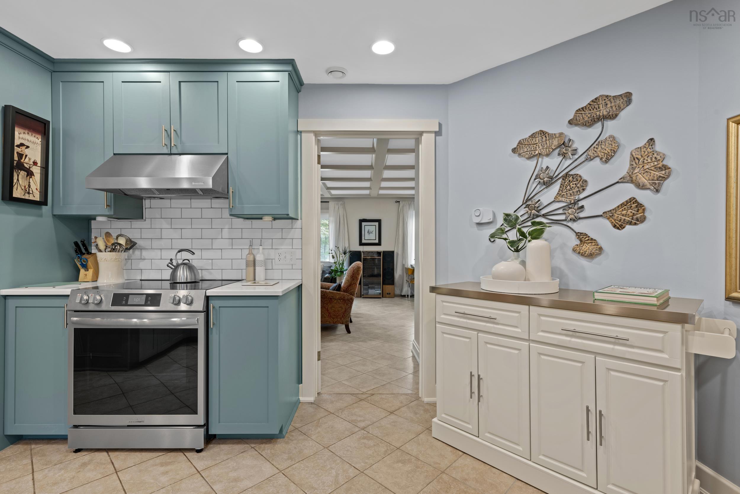 $1,099,000.00: 532 Oakland Road, Indian Point