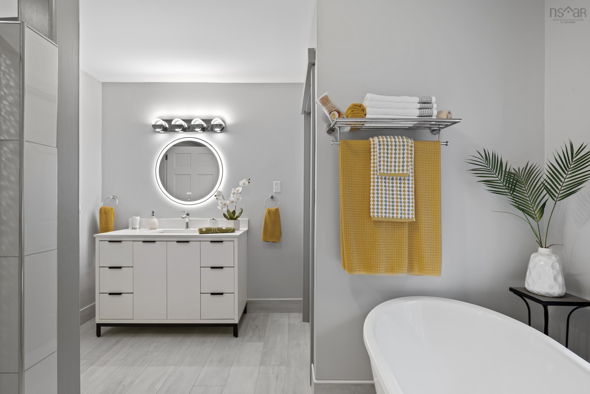 $1,099,000.00: 532 Oakland Road, Indian Point