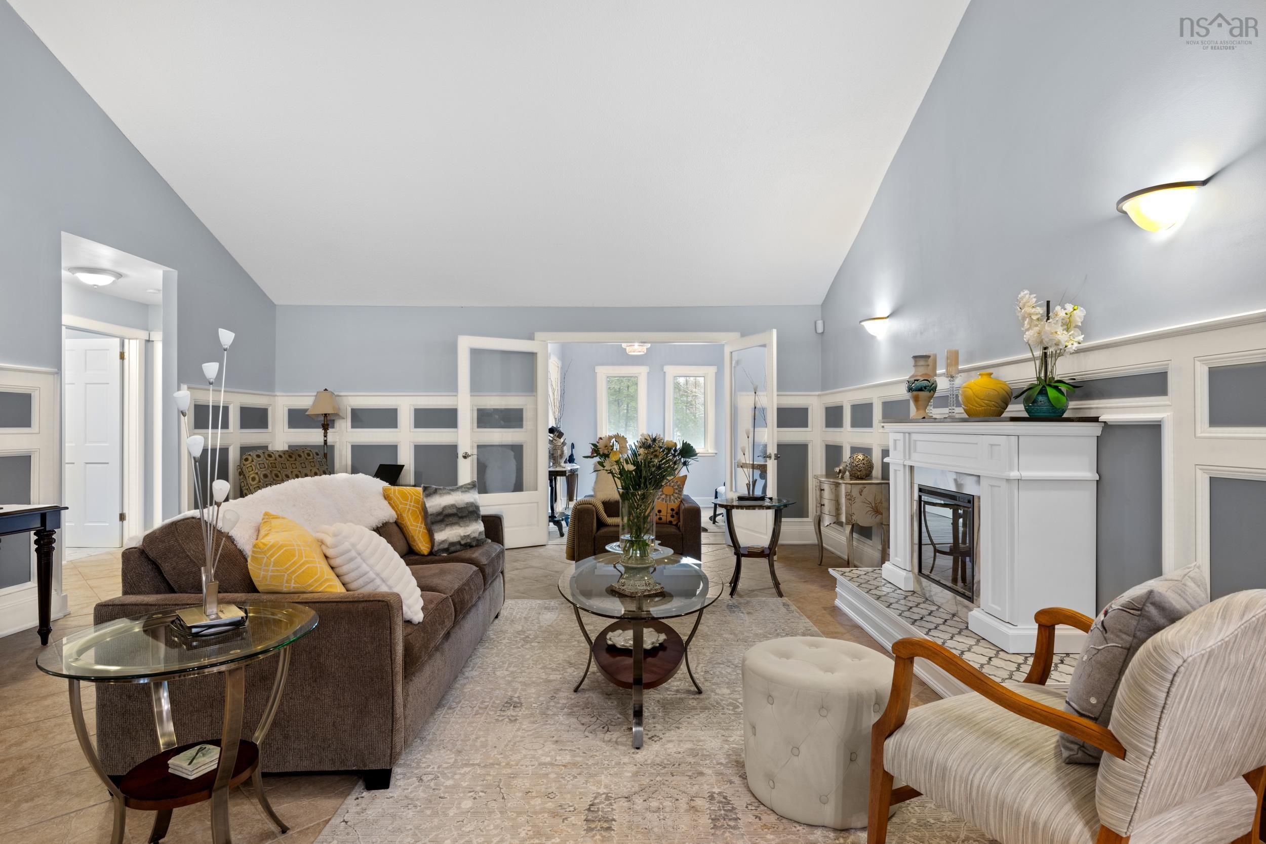 $1,099,000.00: 532 Oakland Road, Indian Point