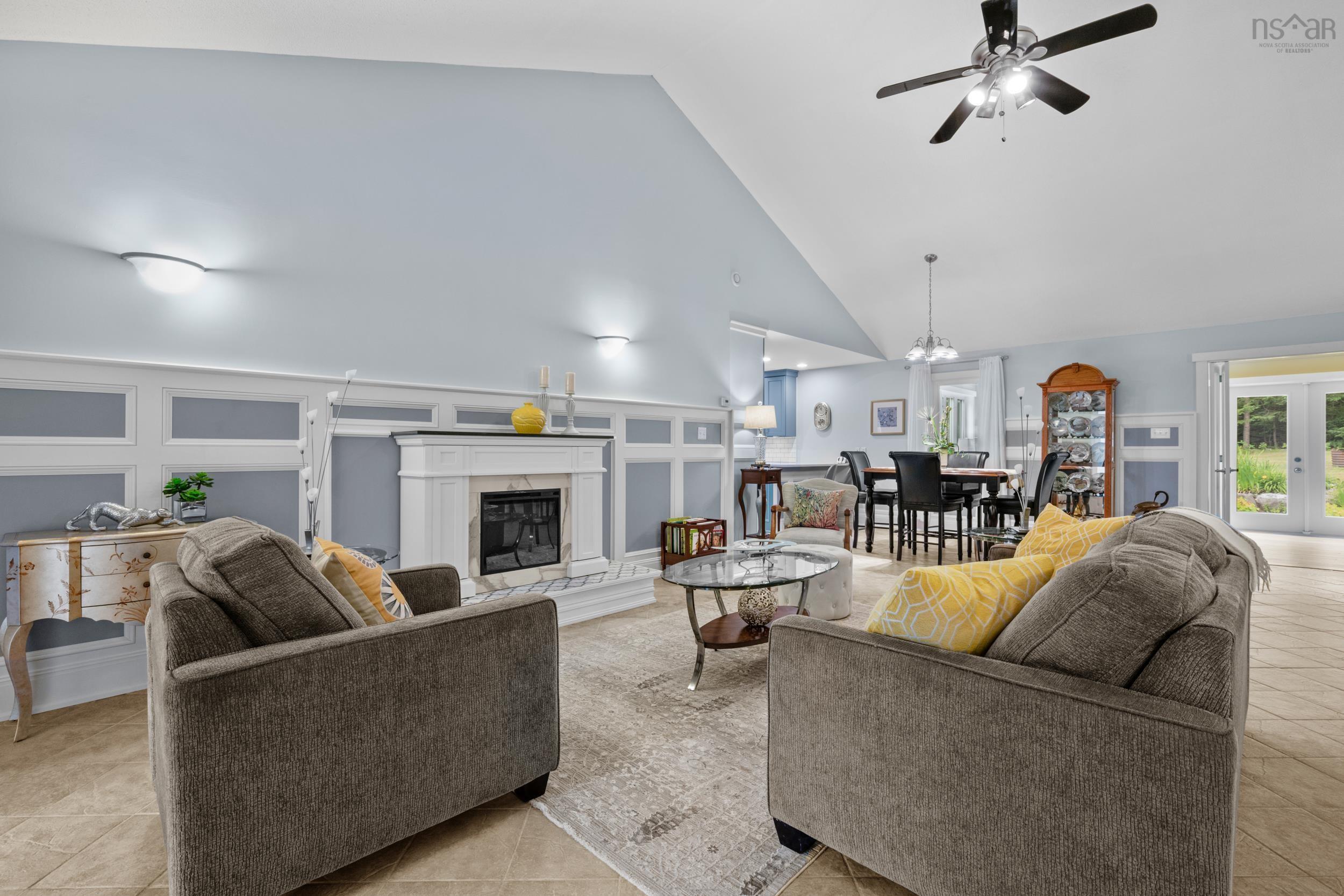 $1,099,000.00: 532 Oakland Road, Indian Point