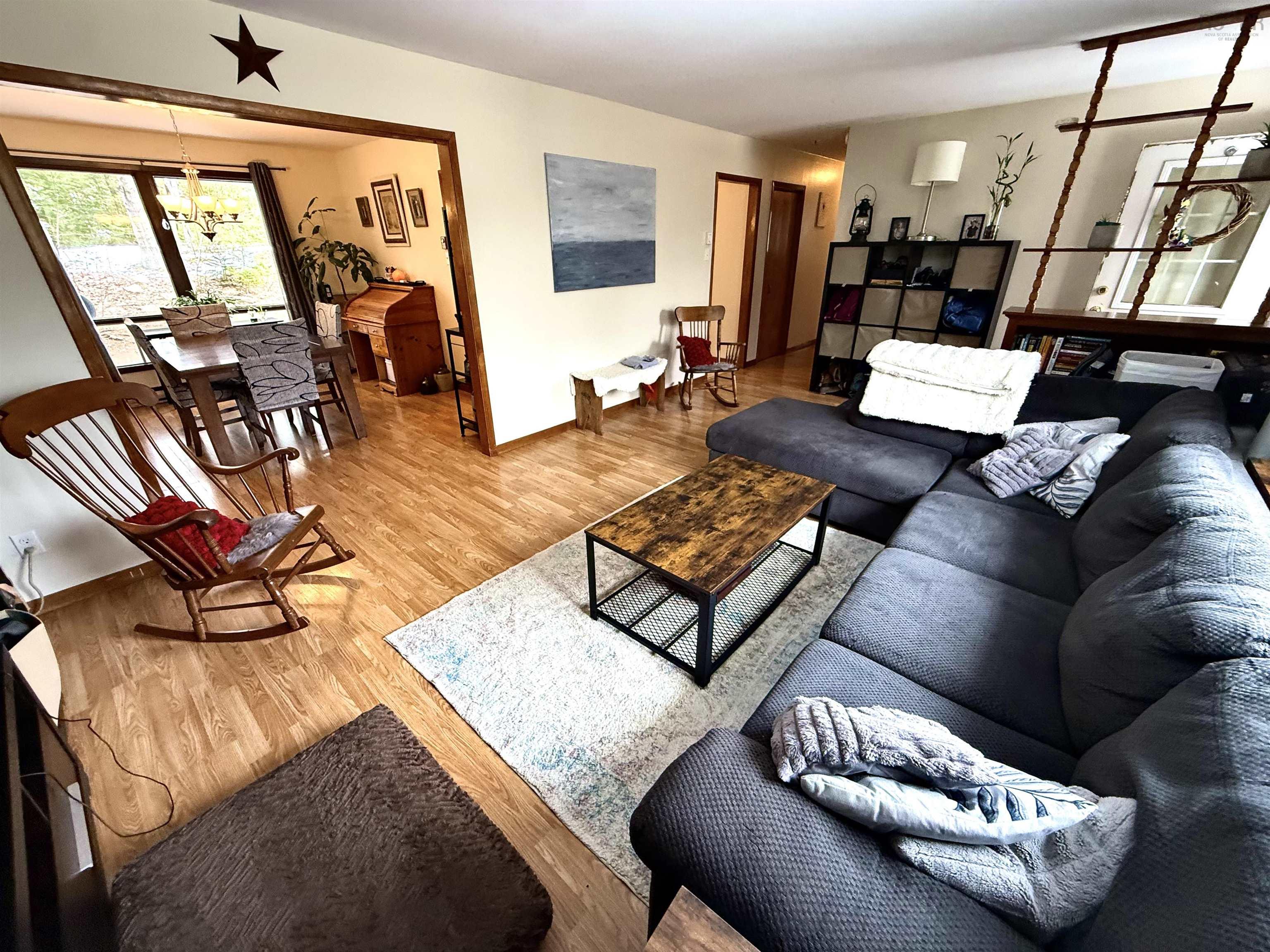 $299,900.00: 102 Elizabeth Avenue, Bridgewater