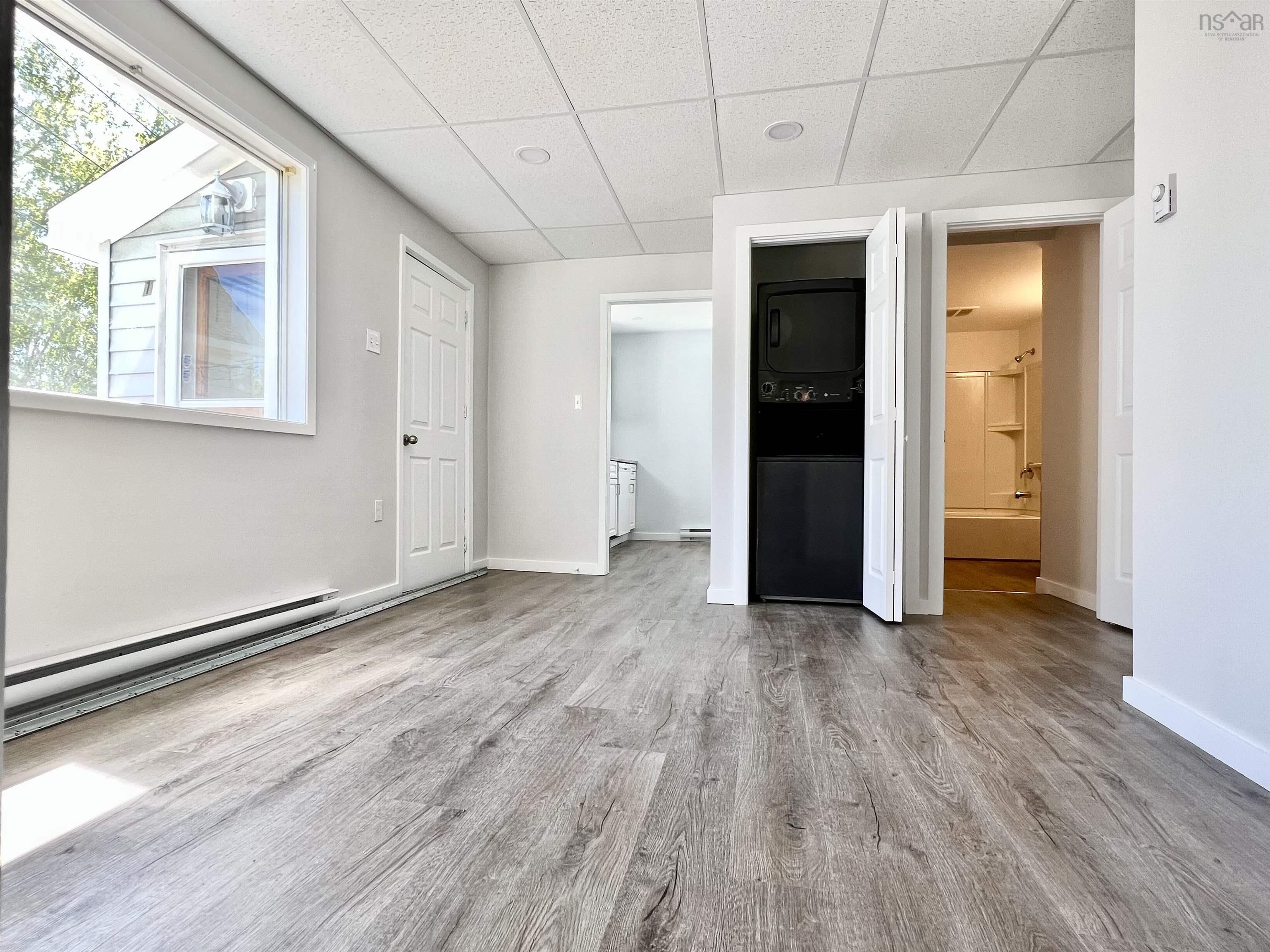 $425,000.00: 49 High Street, Trenton