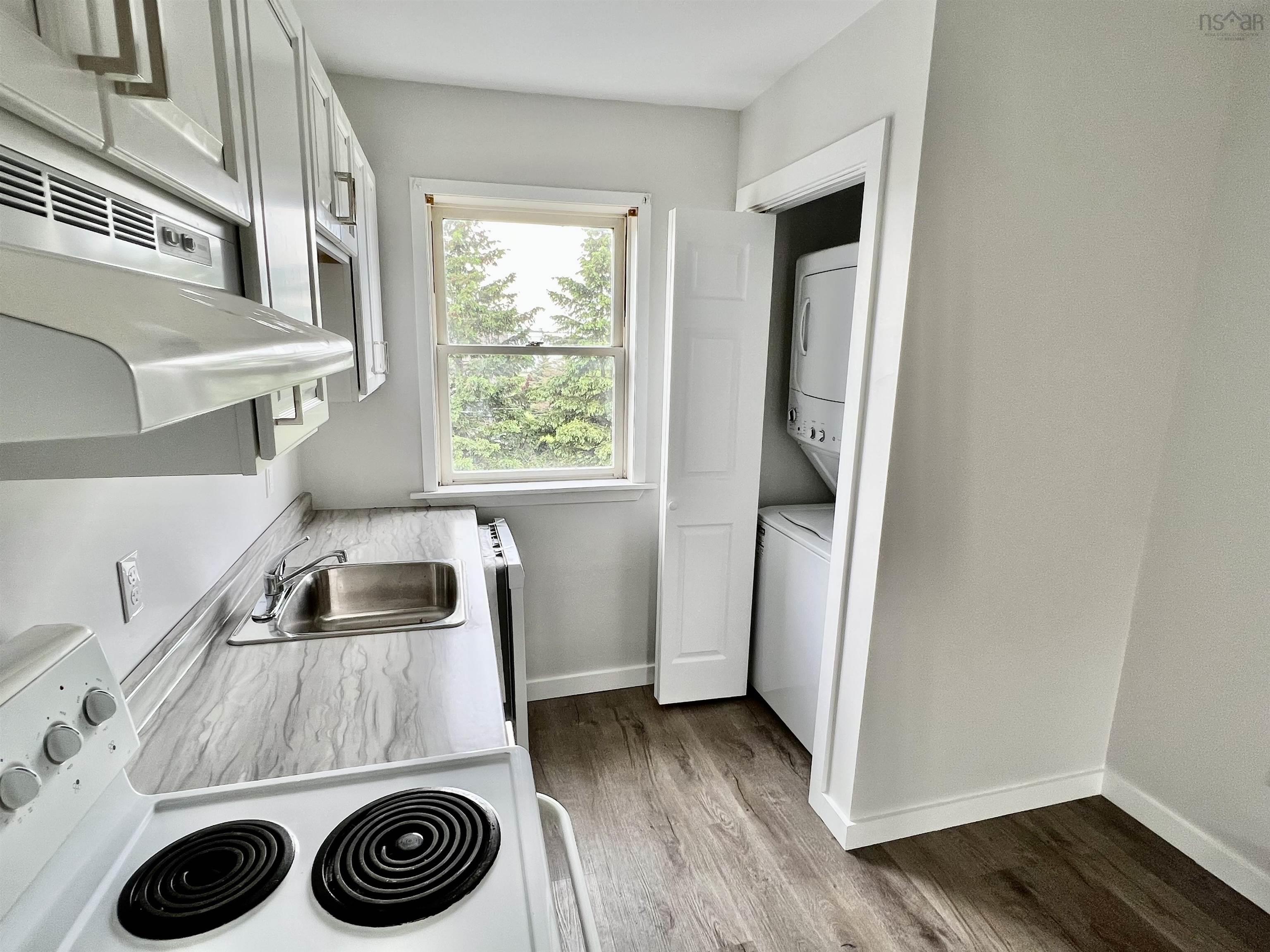 $425,000.00: 49 High Street, Trenton