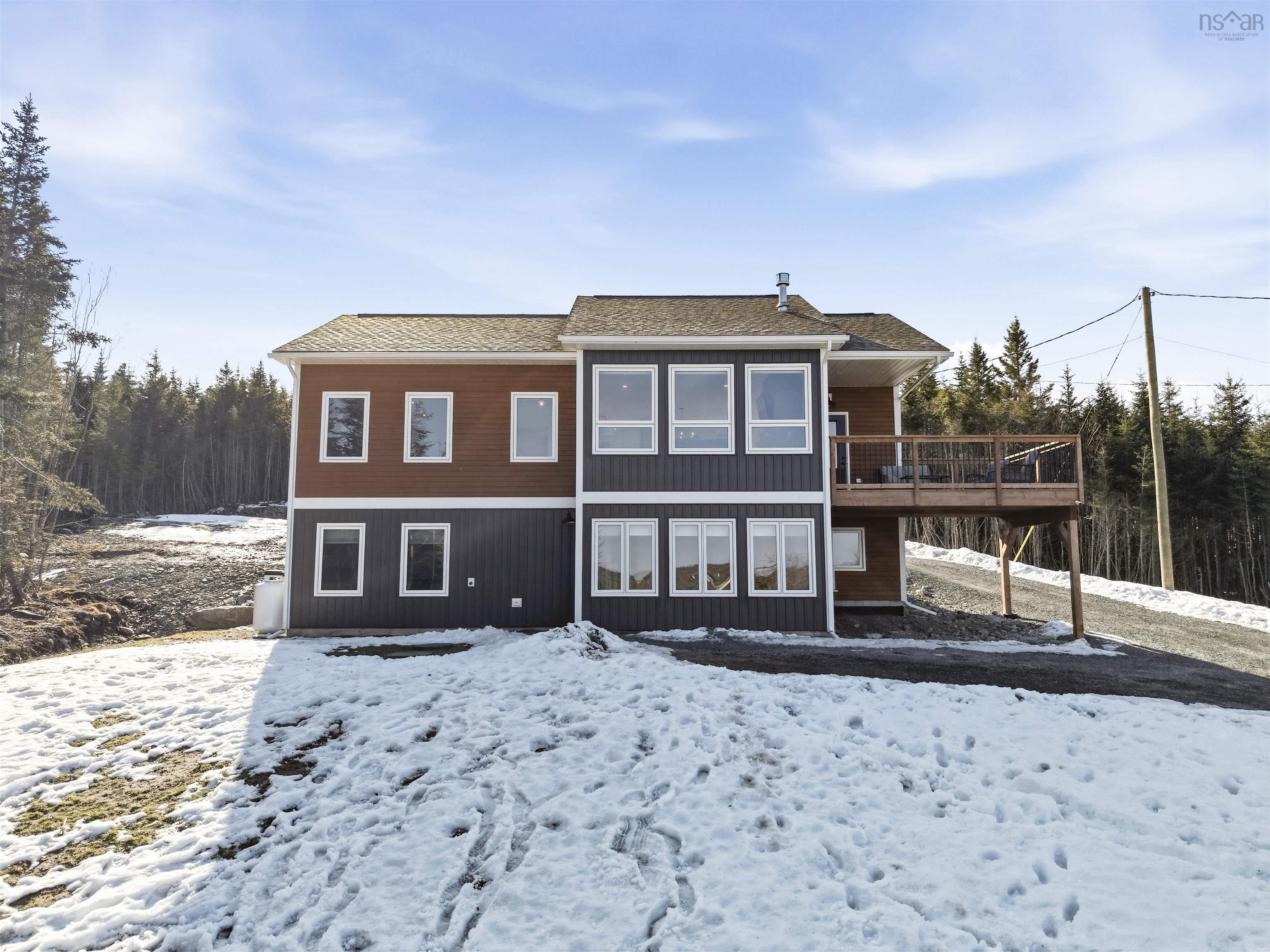 $689,000.00: 1363 East Petpeswick Road, Musquodoboit Harbour