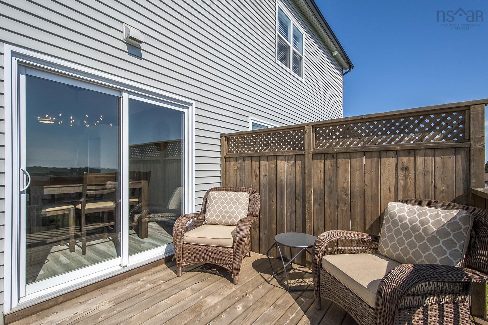 $580,000.00: 99 Executive Drive, Middle Sackville