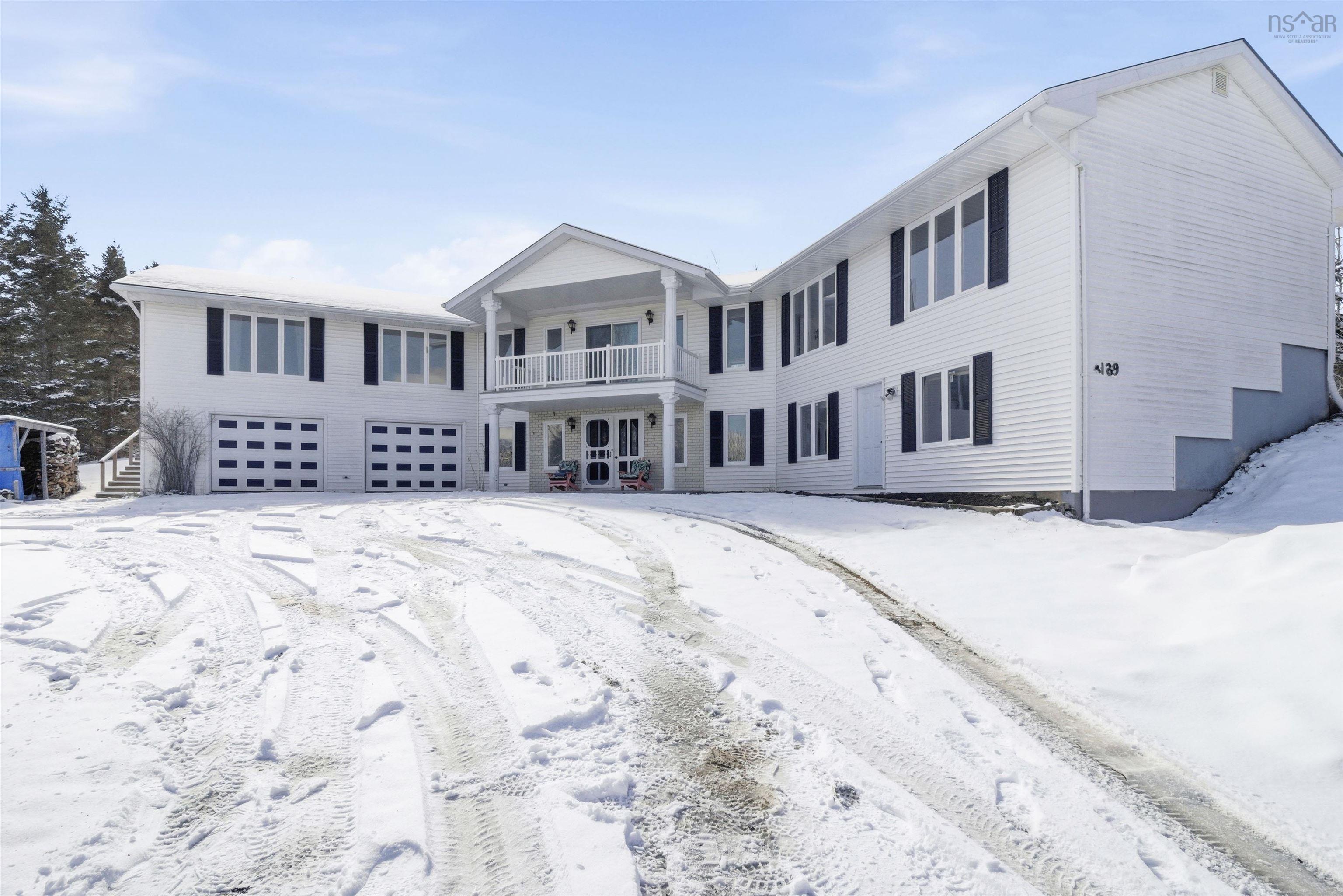 $549,900.00: 4189 Highway 215, Lower Burlington