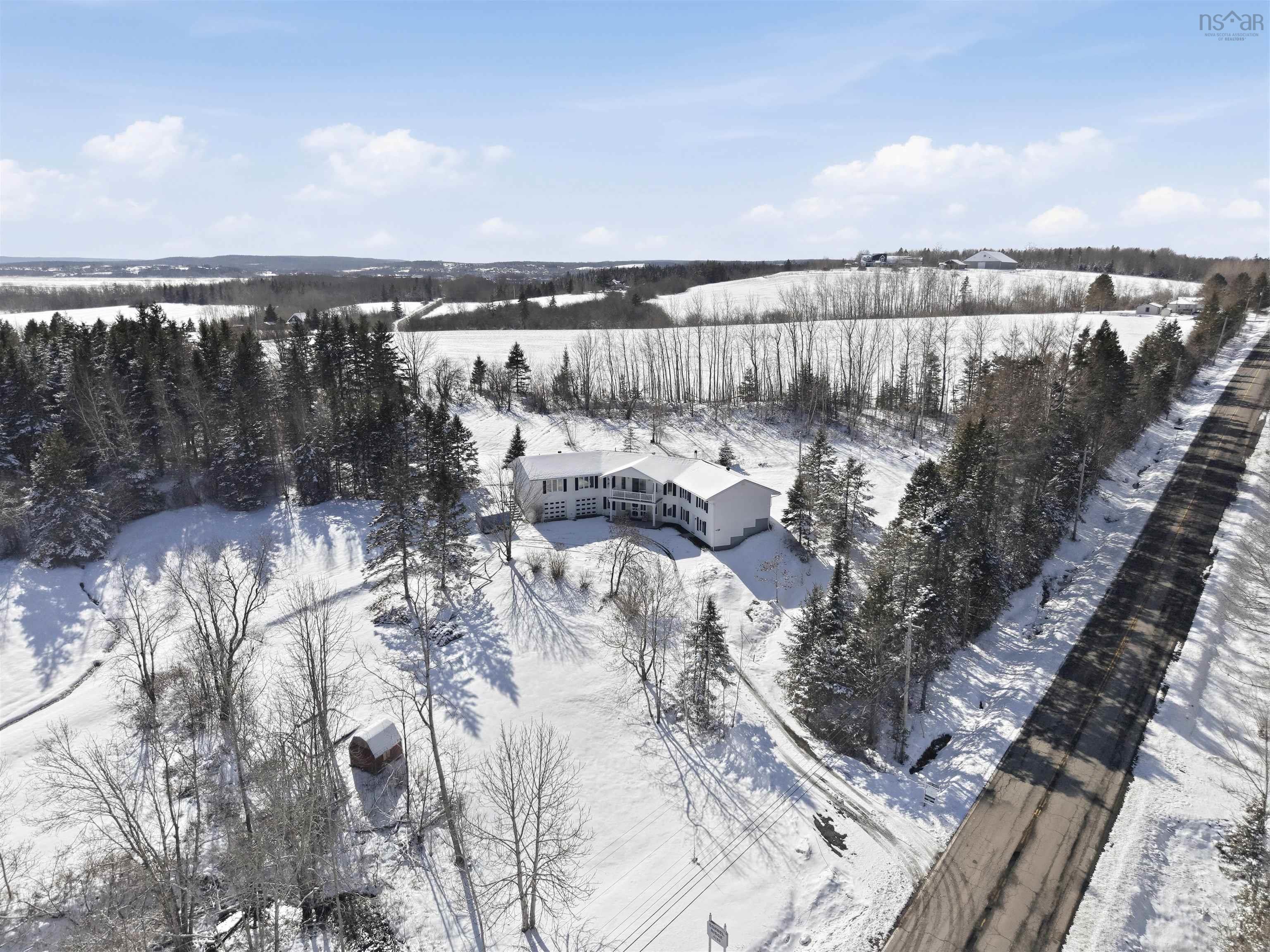 $549,900.00: 4189 Highway 215, Lower Burlington