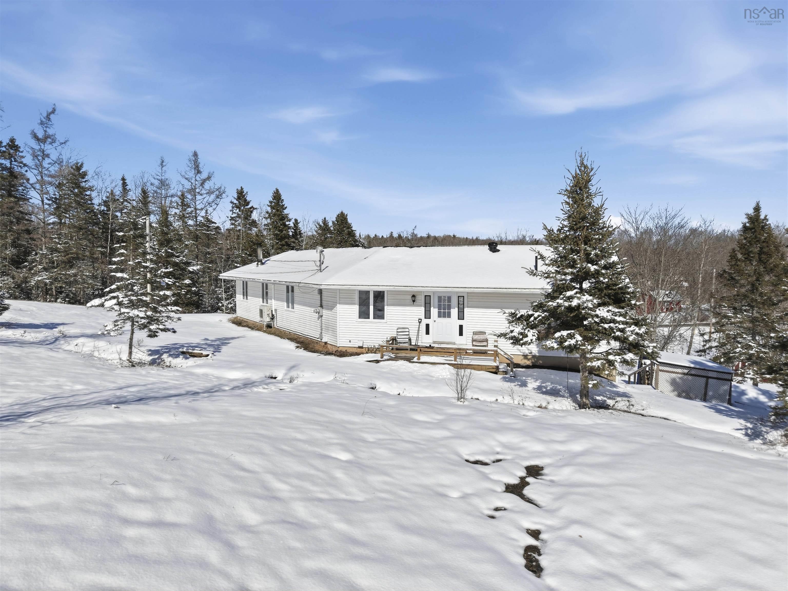 $549,900.00: 4189 Highway 215, Lower Burlington