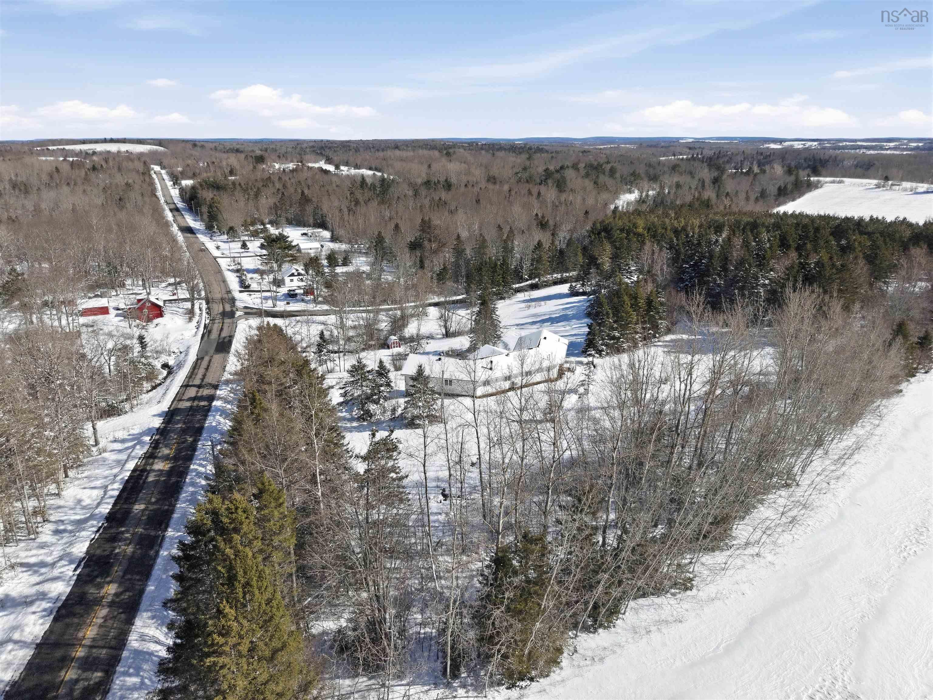 $549,900.00: 4189 Highway 215, Lower Burlington