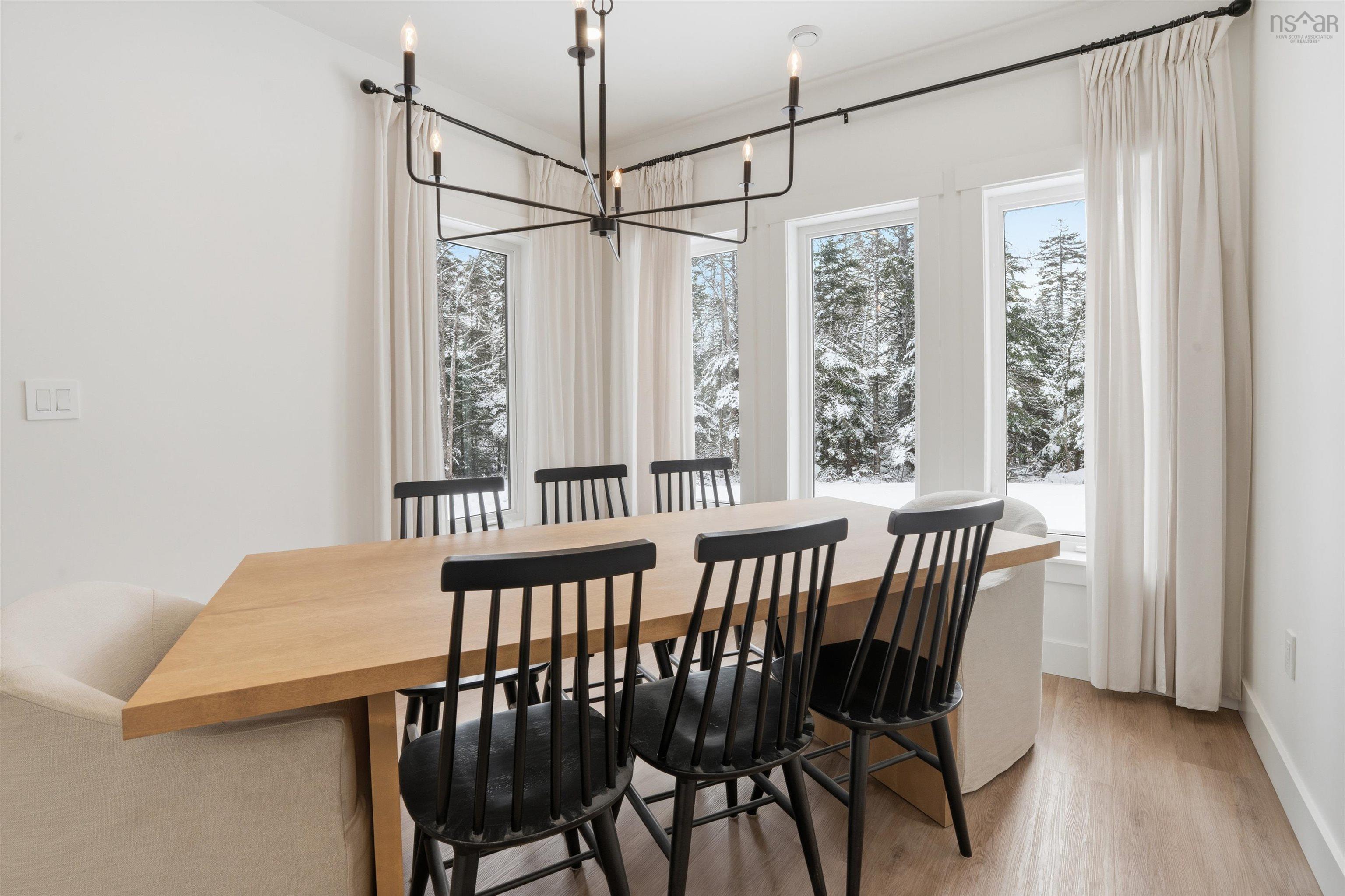 $1,239,000.00: 502 High Road, Fall River