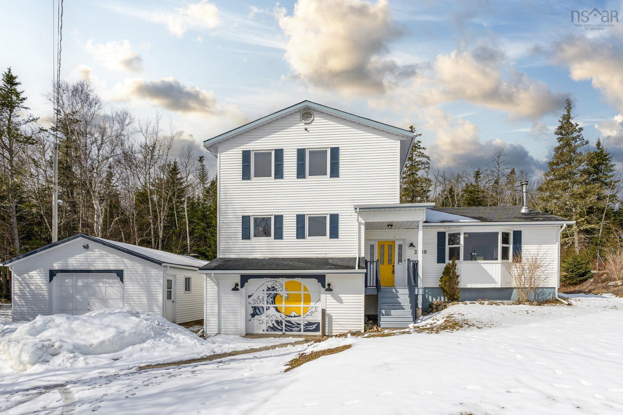 $549,000.00: 2208 Highway 329, The Lodge