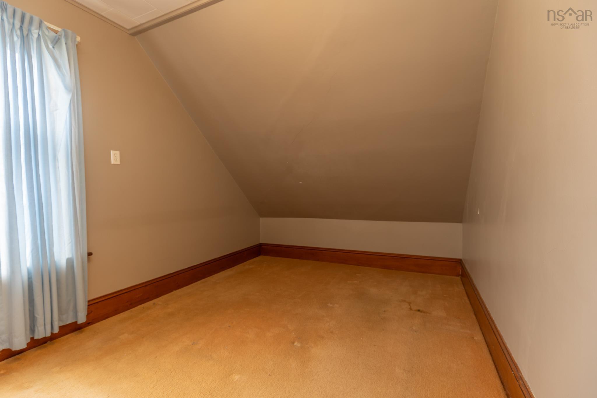 $269,900.00: 30 Porter Street, Yarmouth