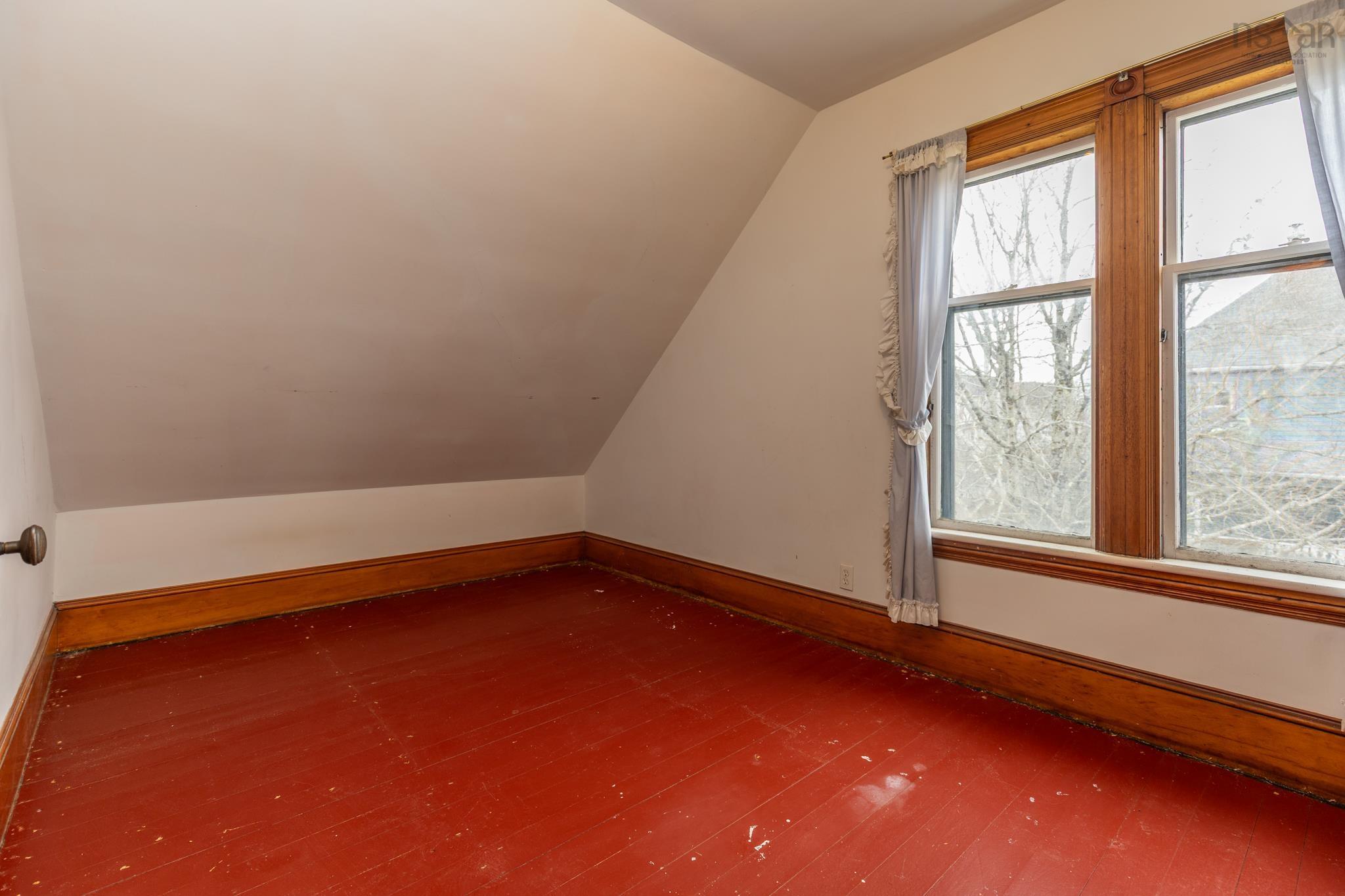 $269,900.00: 30 Porter Street, Yarmouth