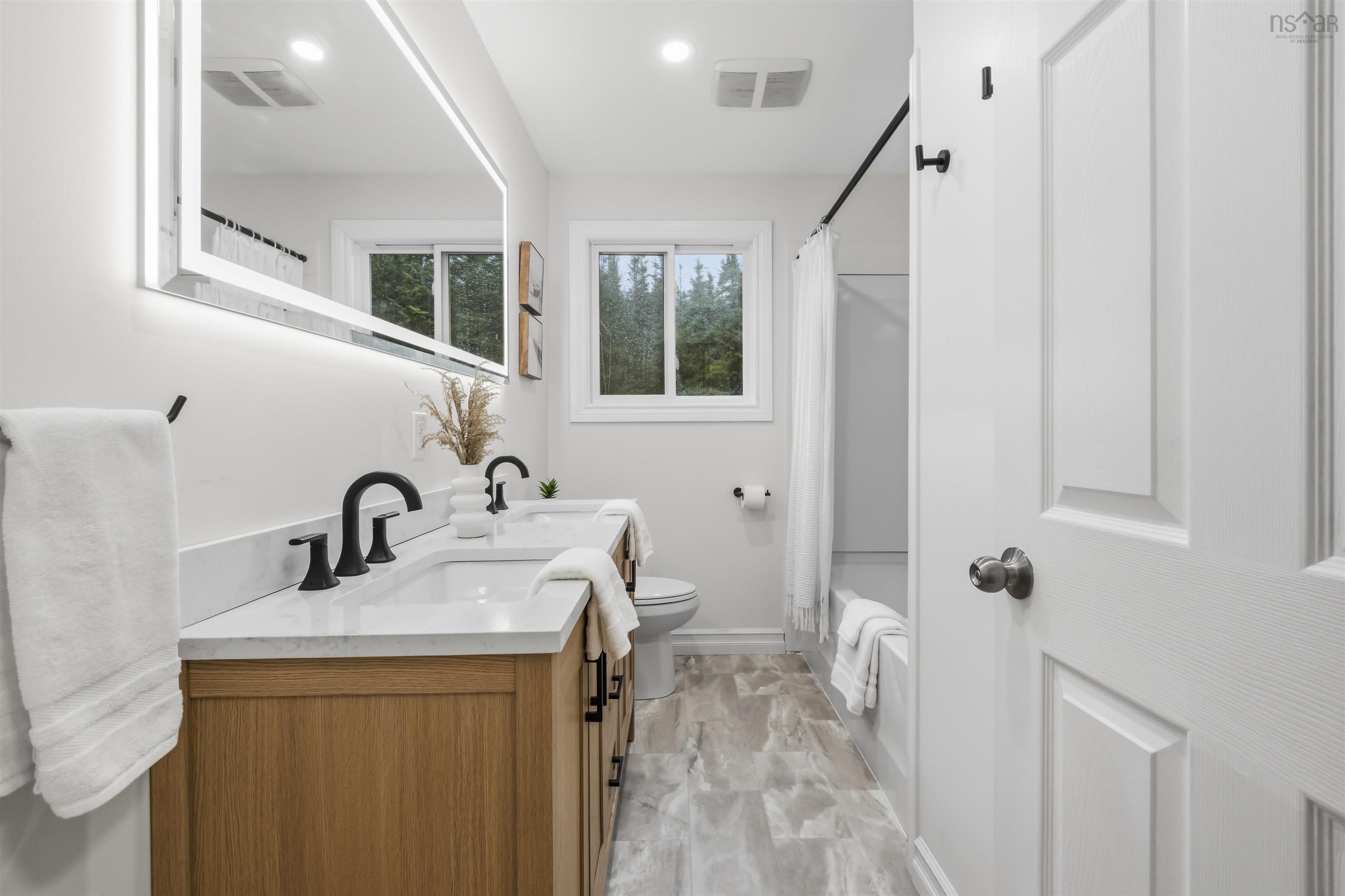 $565,000.00: 869 West Pennant Road, West Pennant