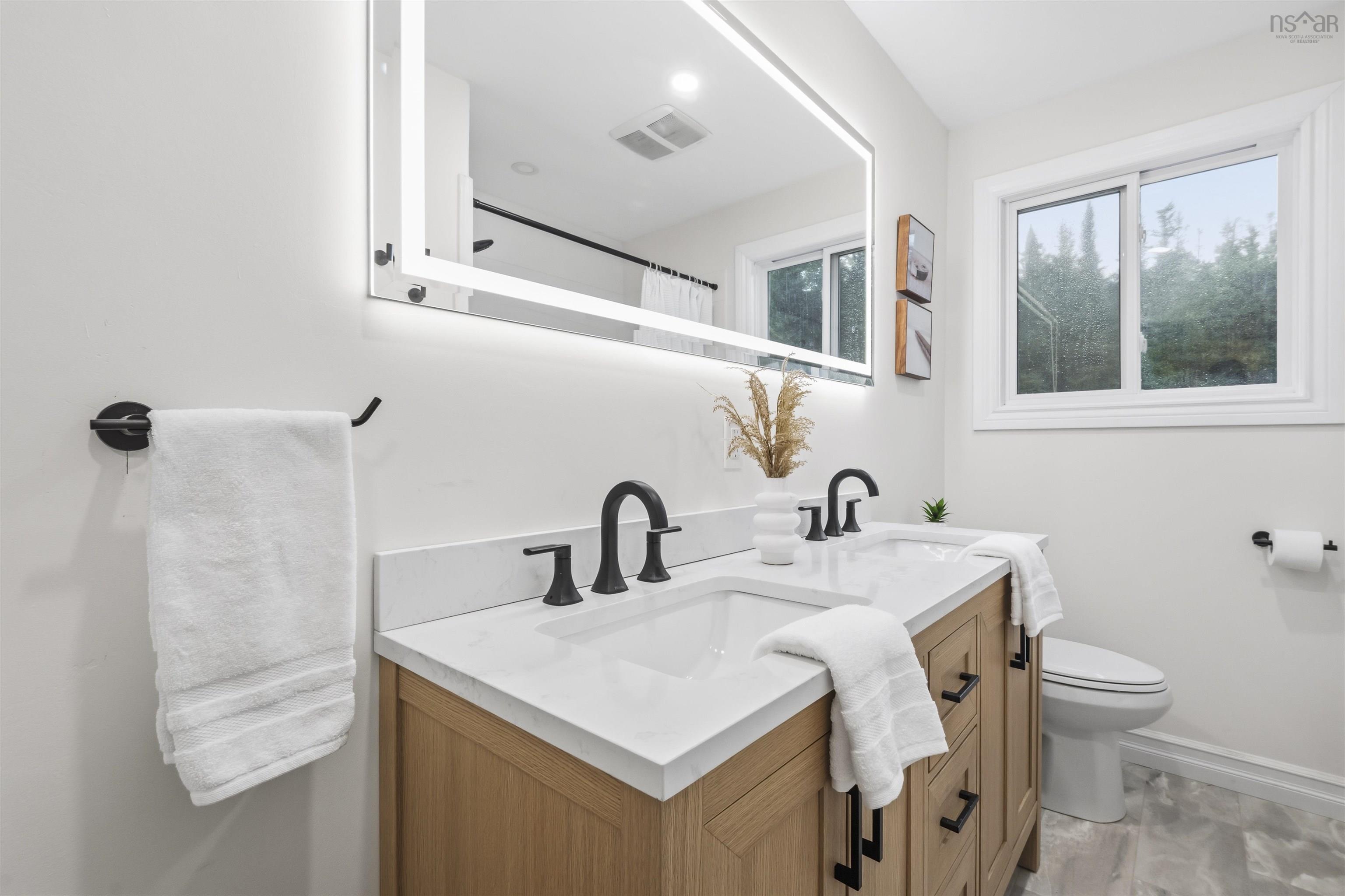 $565,000.00: 869 West Pennant Road, West Pennant