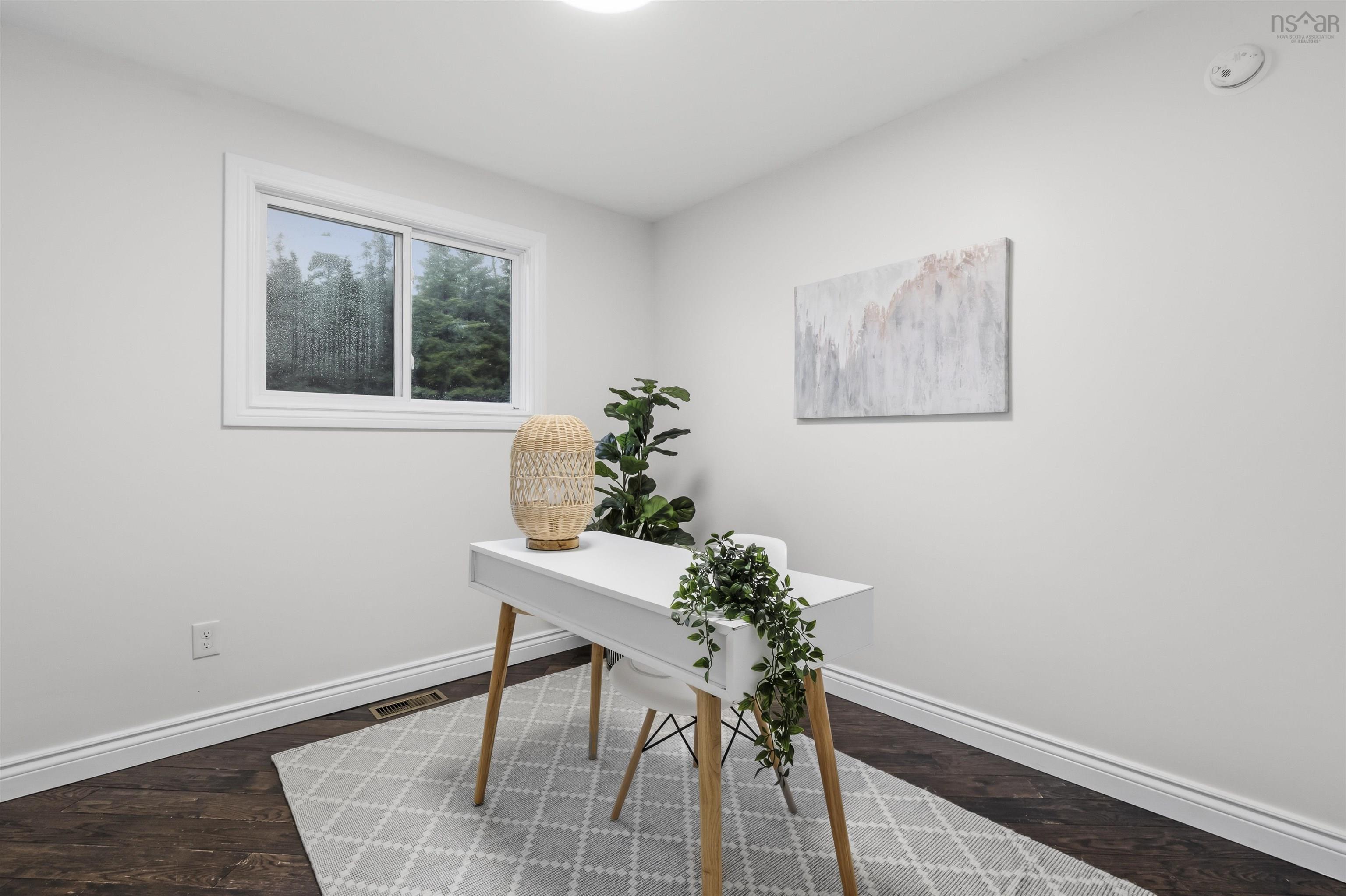 $565,000.00: 869 West Pennant Road, West Pennant