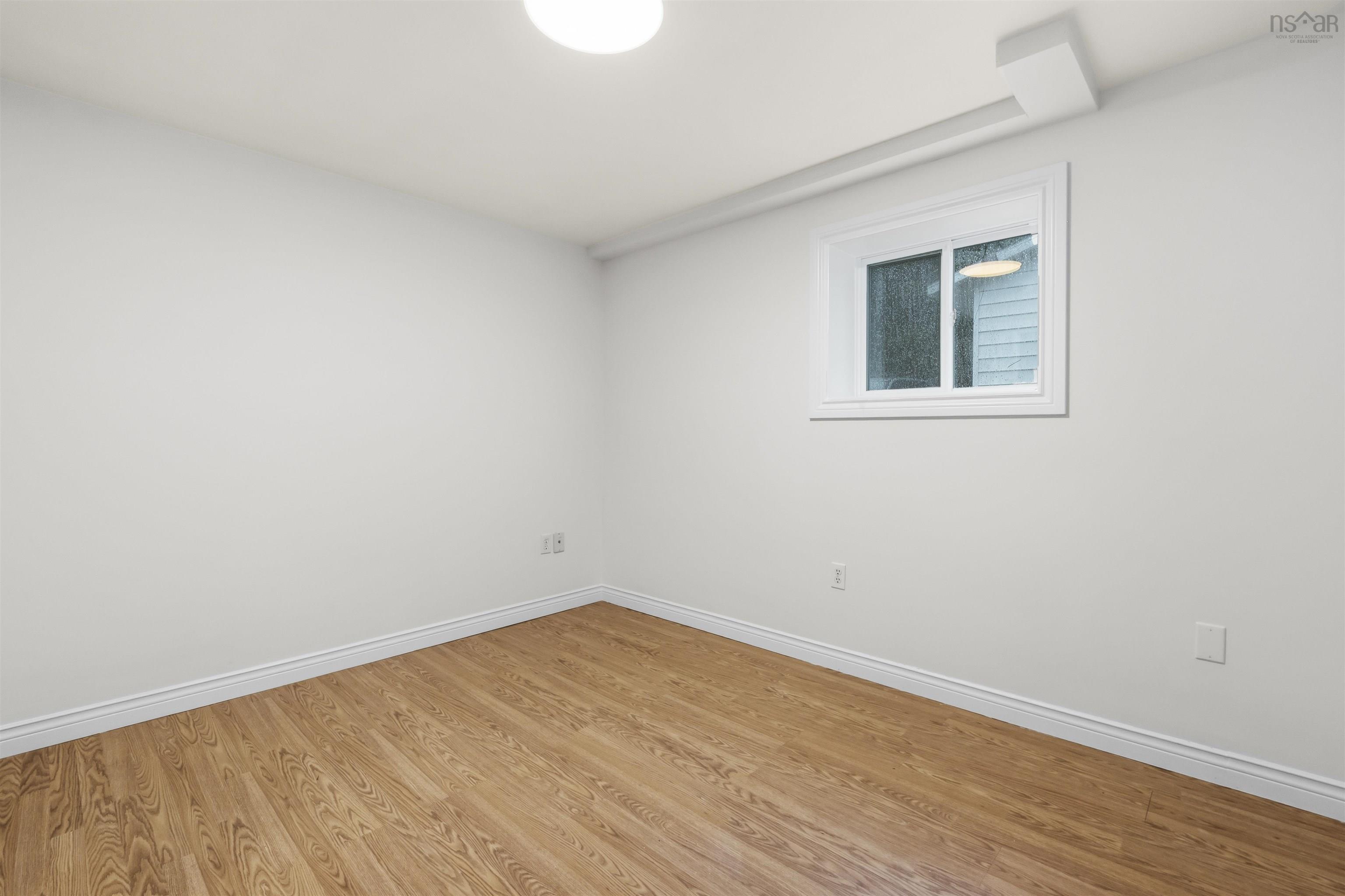 $565,000.00: 869 West Pennant Road, West Pennant