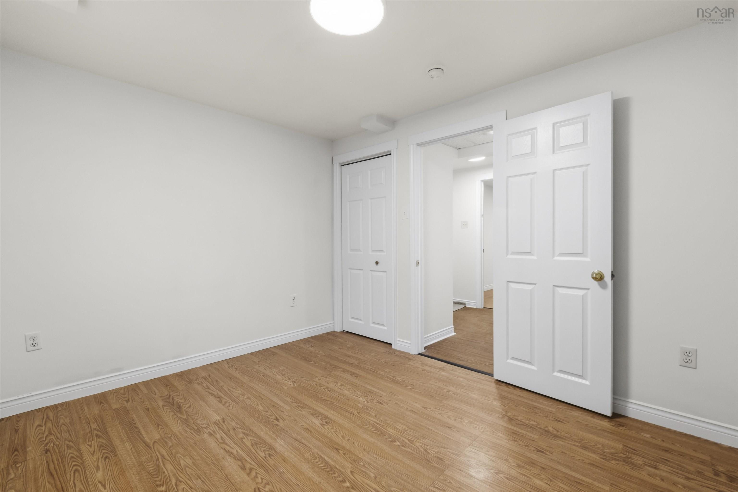 $565,000.00: 869 West Pennant Road, West Pennant