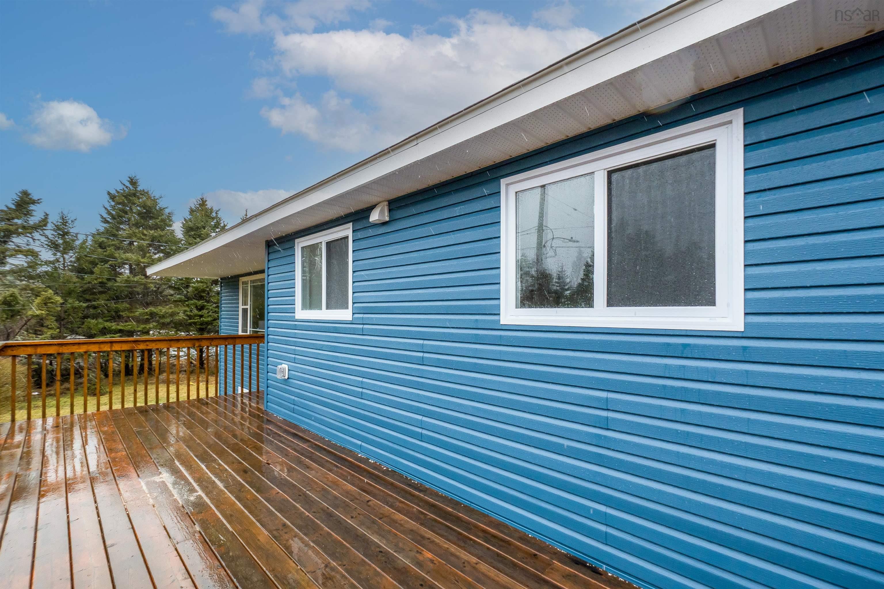 $565,000.00: 869 West Pennant Road, West Pennant