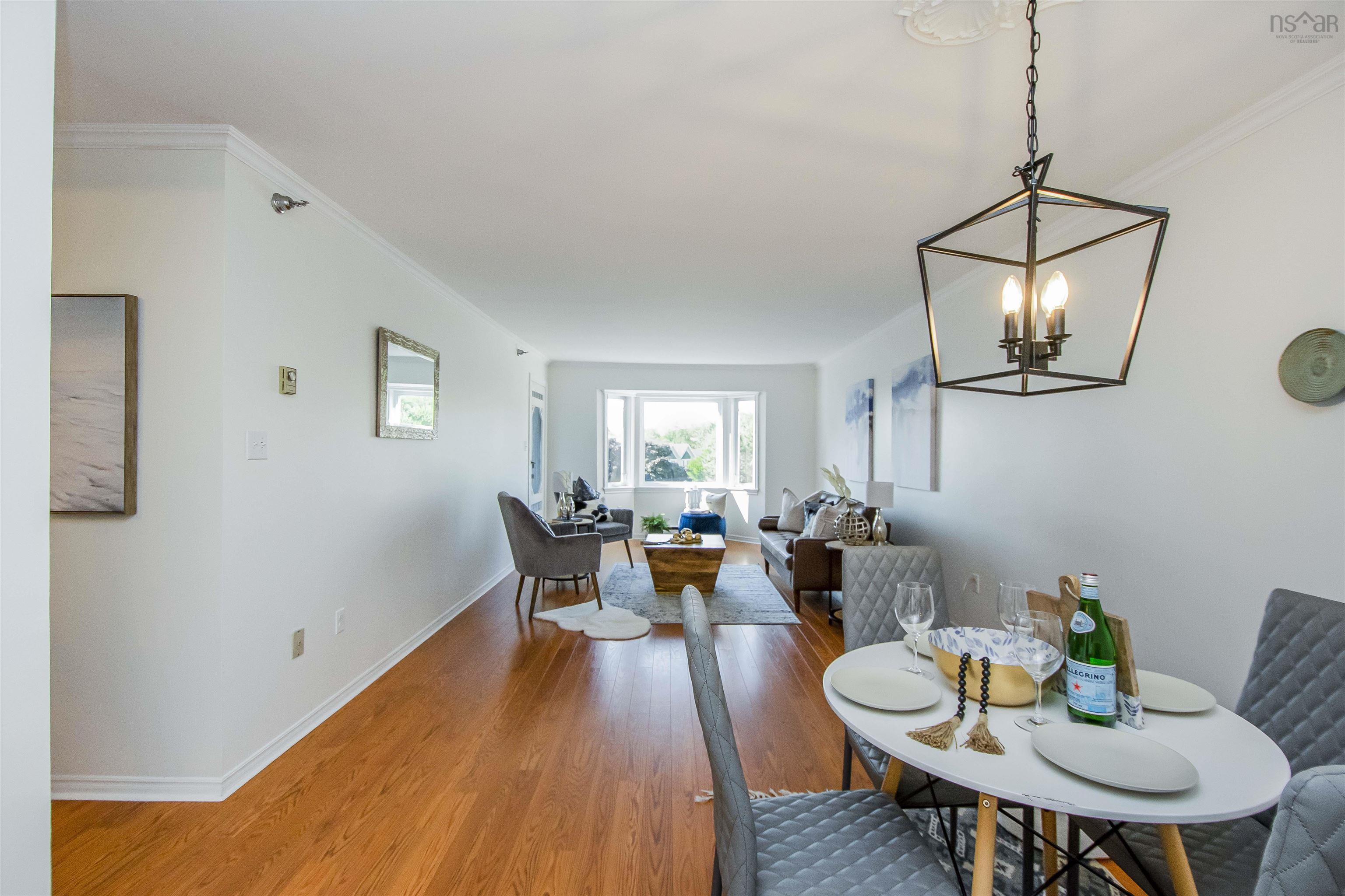 $369,900.00: 303 93 Kearney Lake Road, Clayton Park