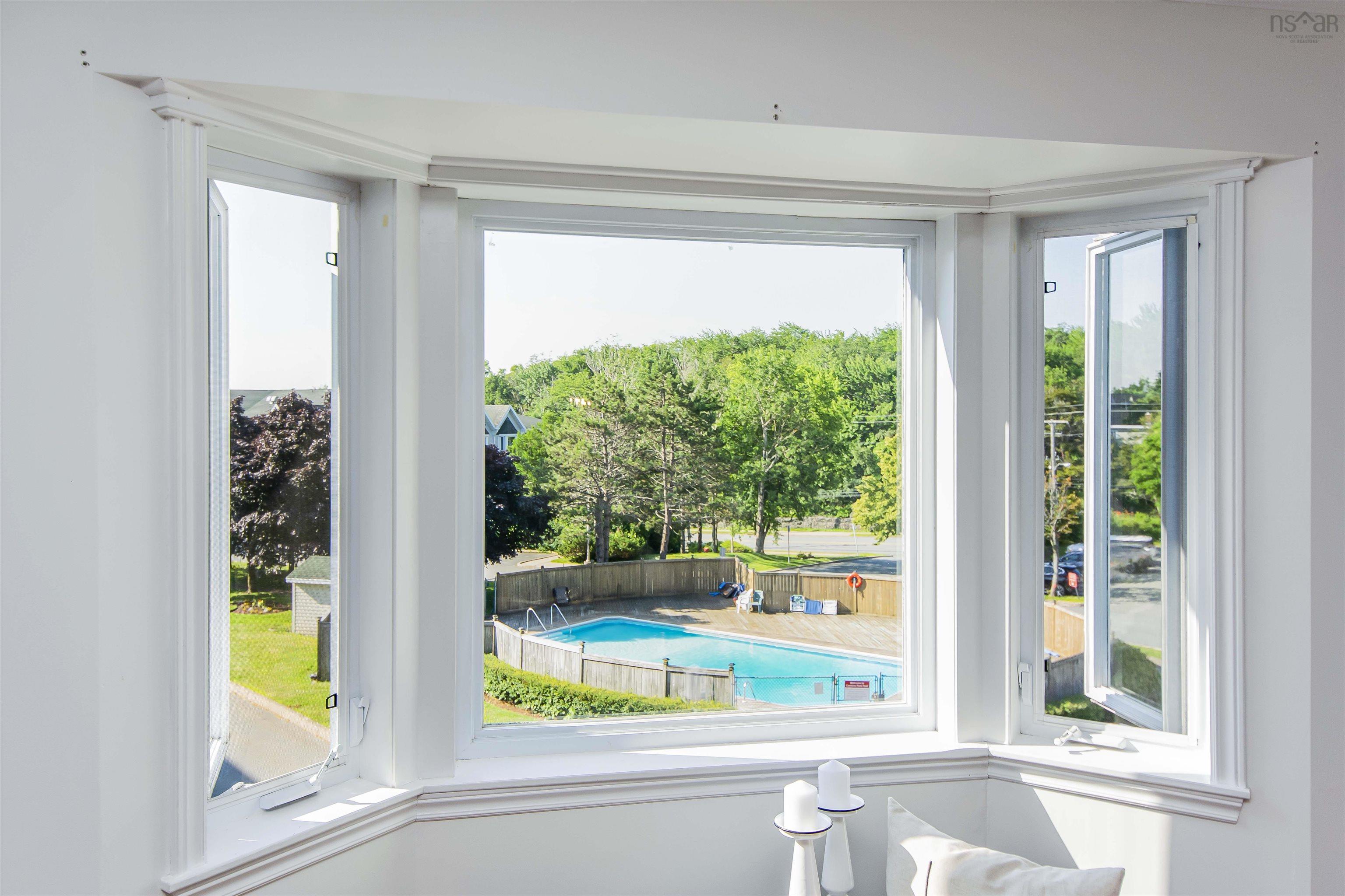 $369,900.00: 303 93 Kearney Lake Road, Clayton Park