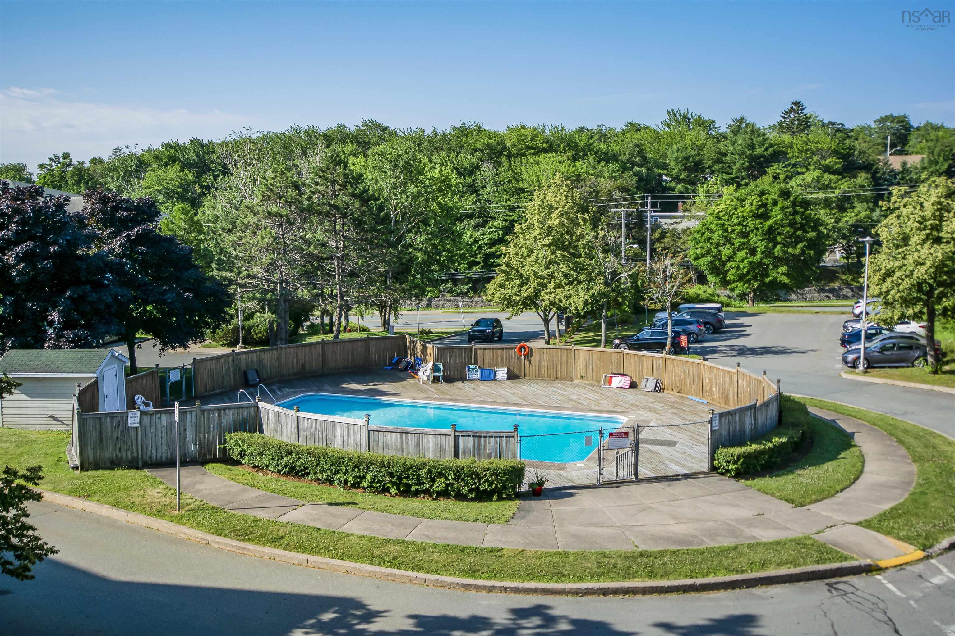 $369,900.00: 303 93 Kearney Lake Road, Clayton Park