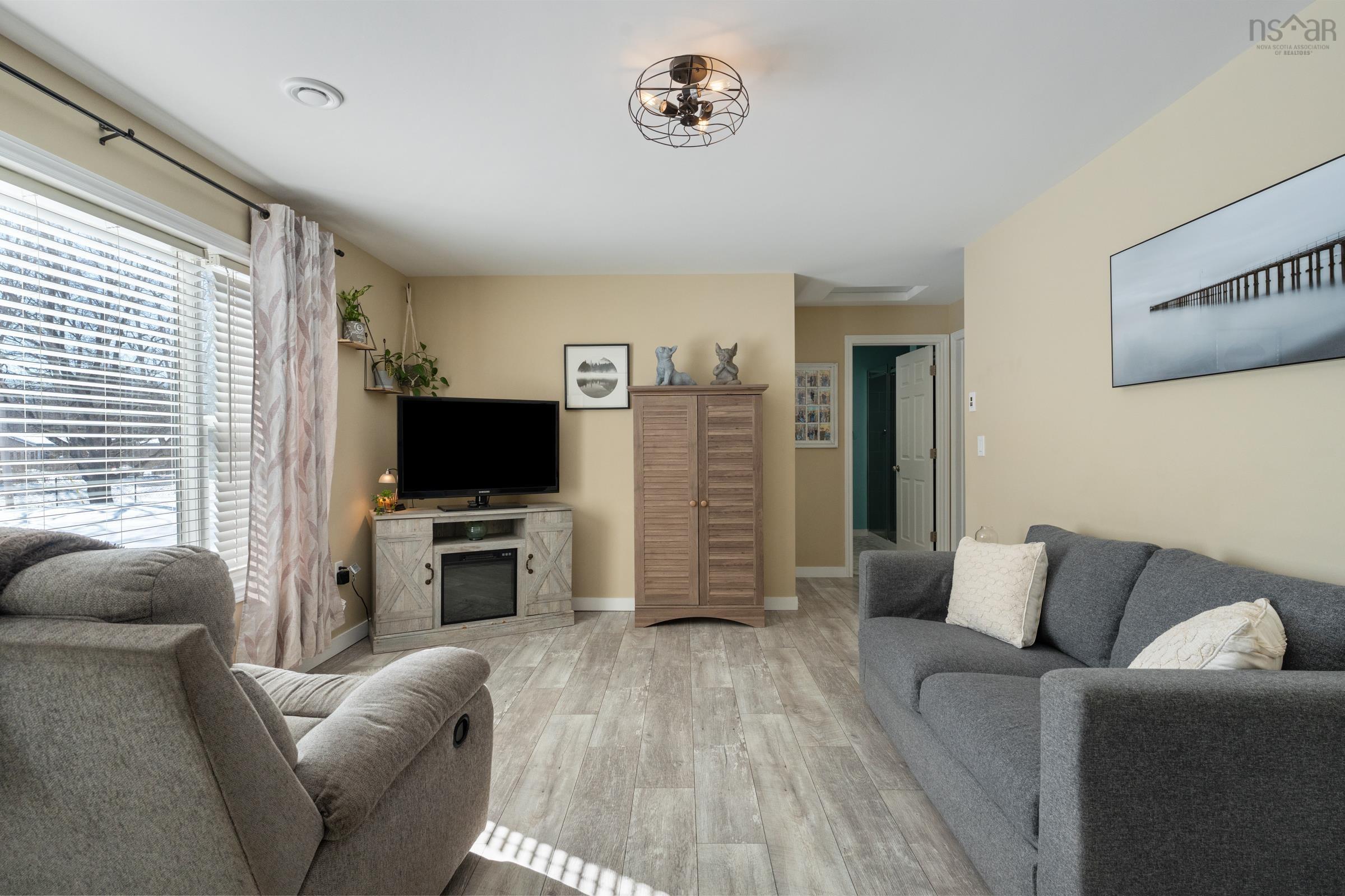 $549,900.00: 31 Pleasant Street, Melvern Square