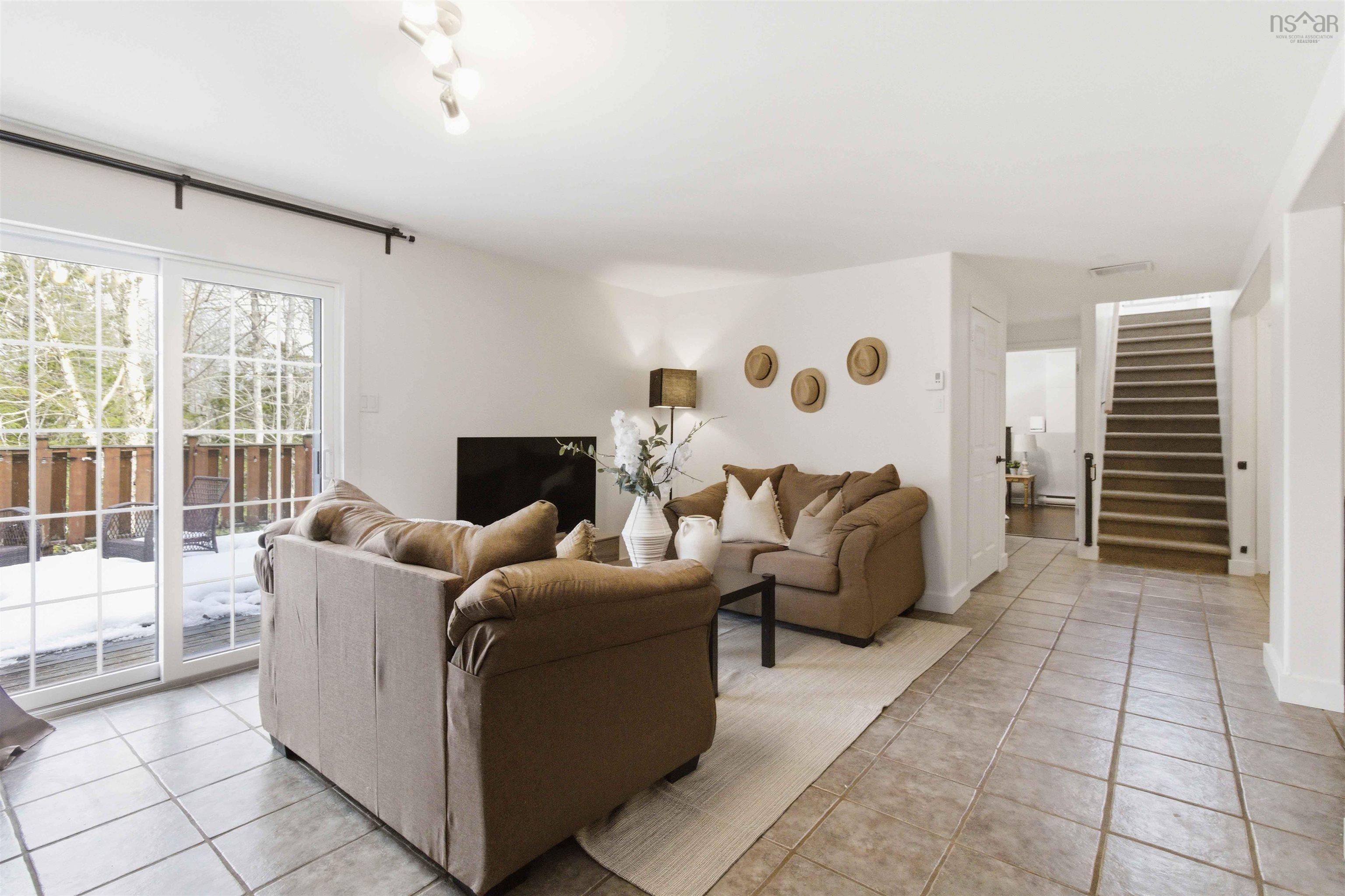 $565,000.00: 165 Cavalier Drive, Sackville