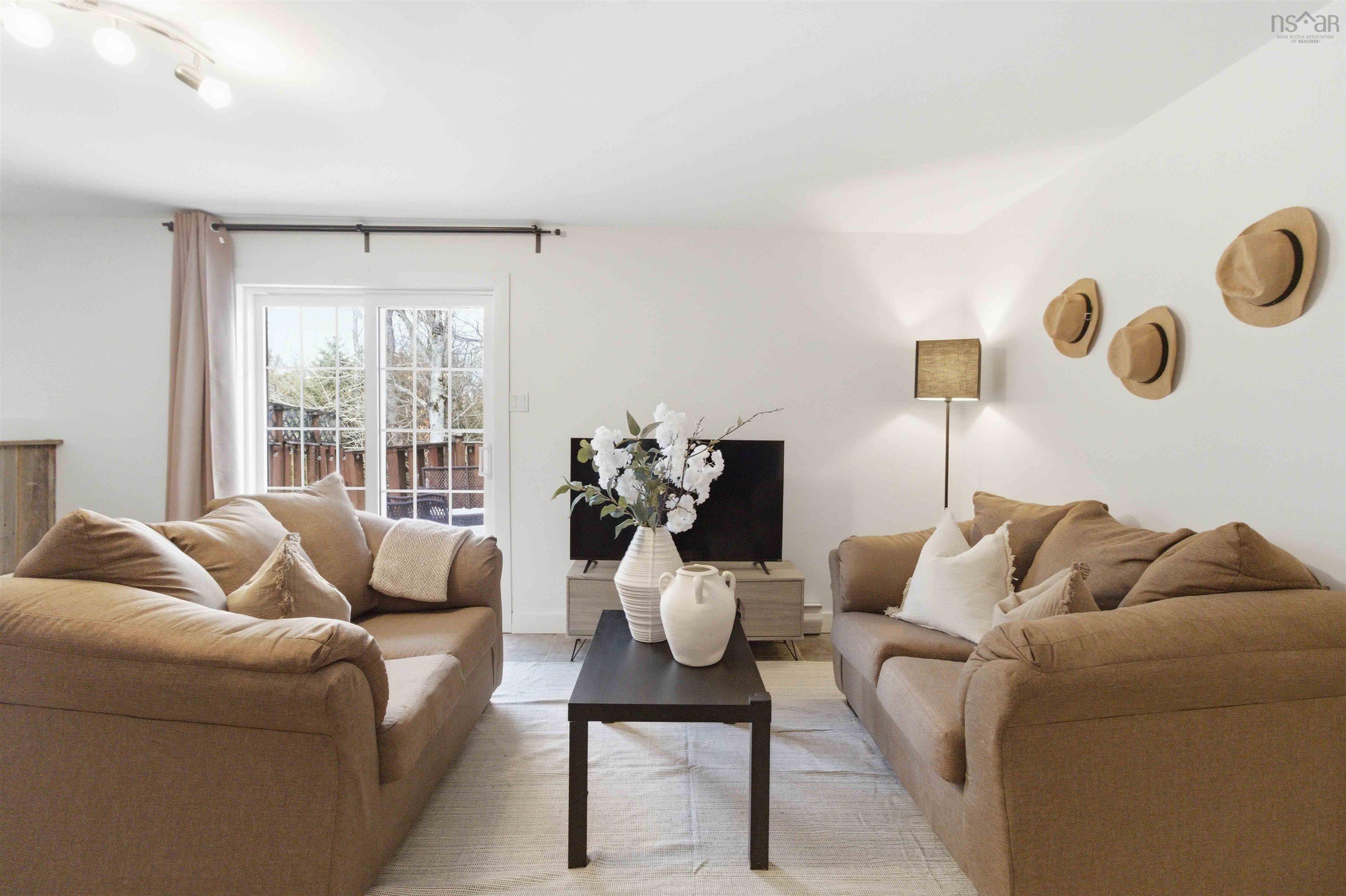 $565,000.00: 165 Cavalier Drive, Sackville