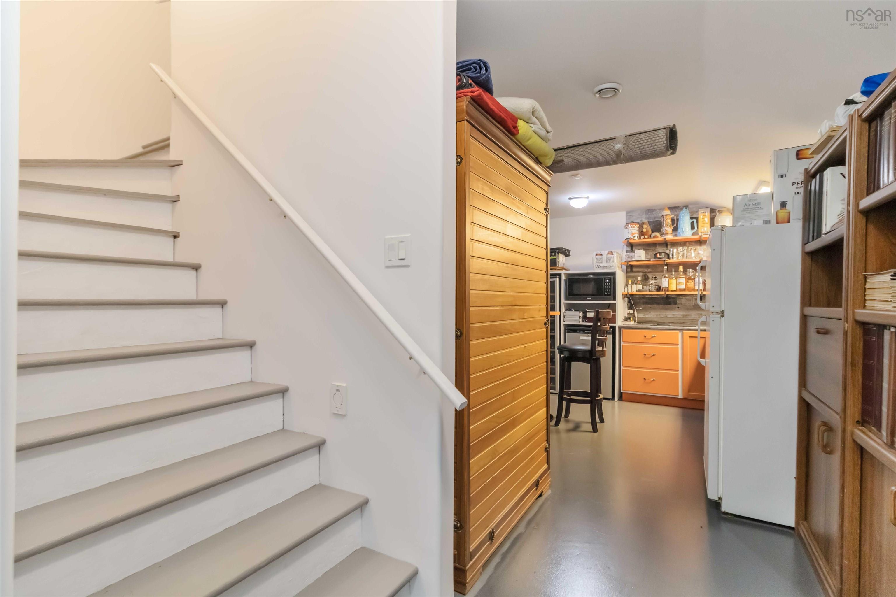 $835,000.00: 16 Valerie Court, Windsor Junction