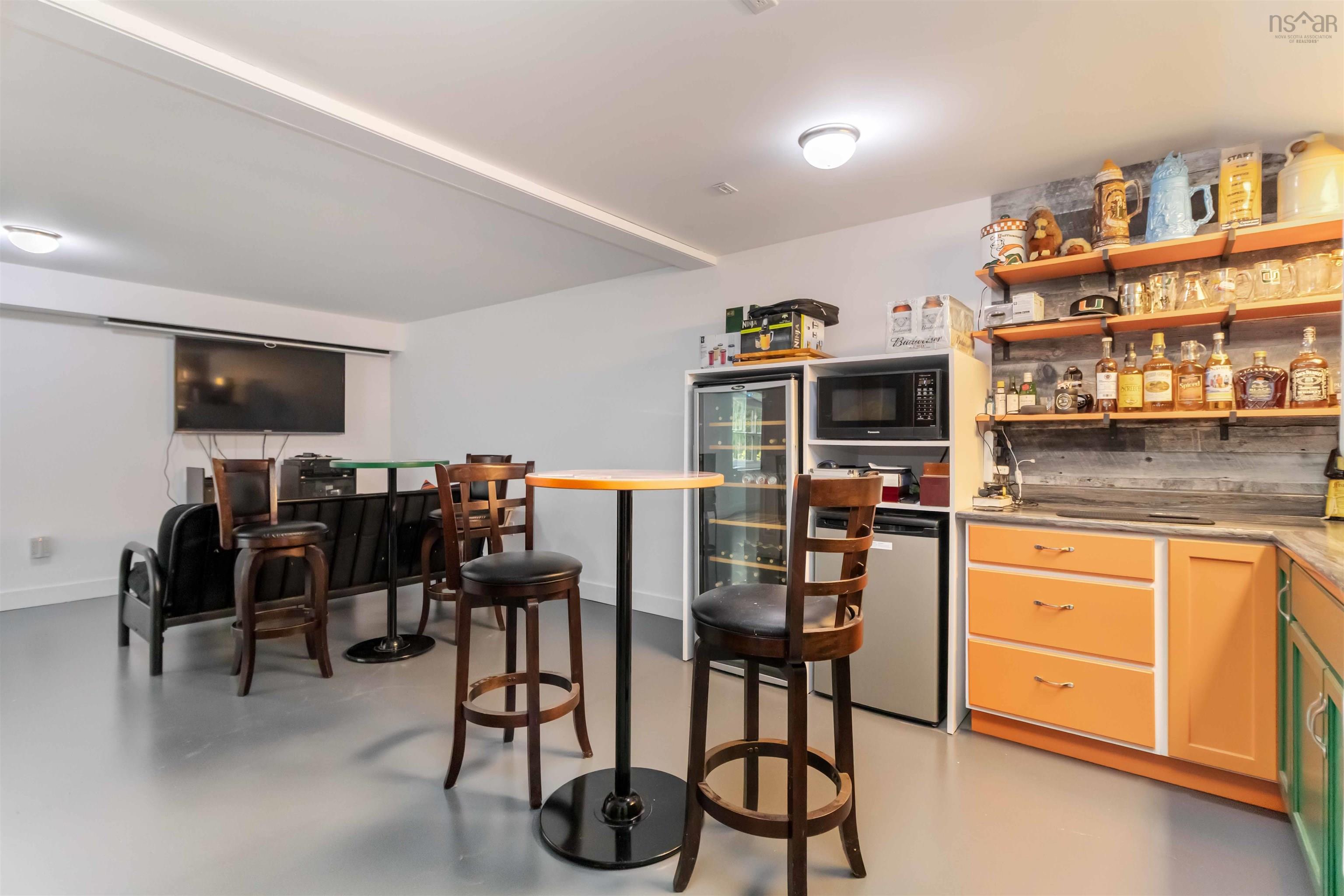 $835,000.00: 16 Valerie Court, Windsor Junction