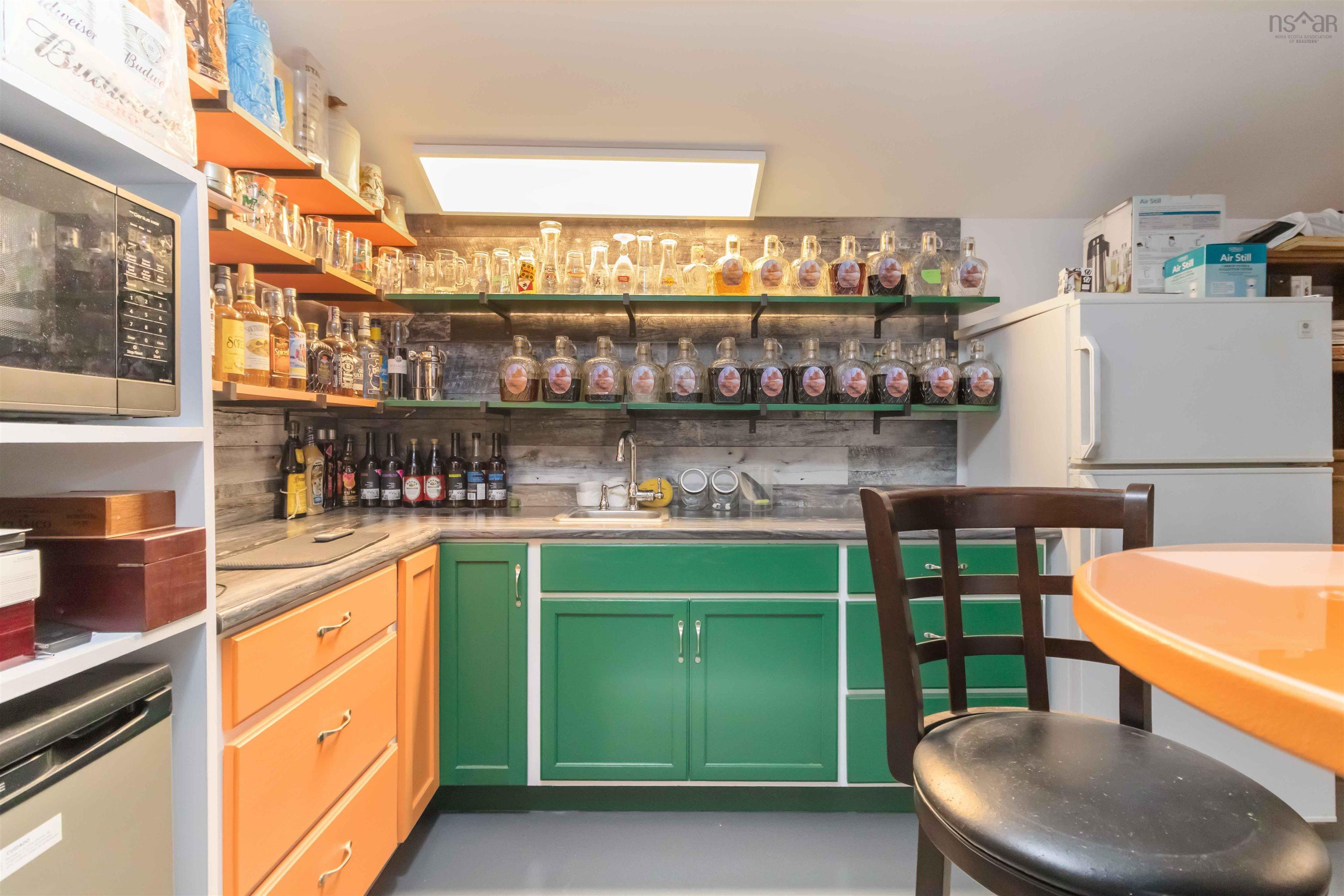 $835,000.00: 16 Valerie Court, Windsor Junction